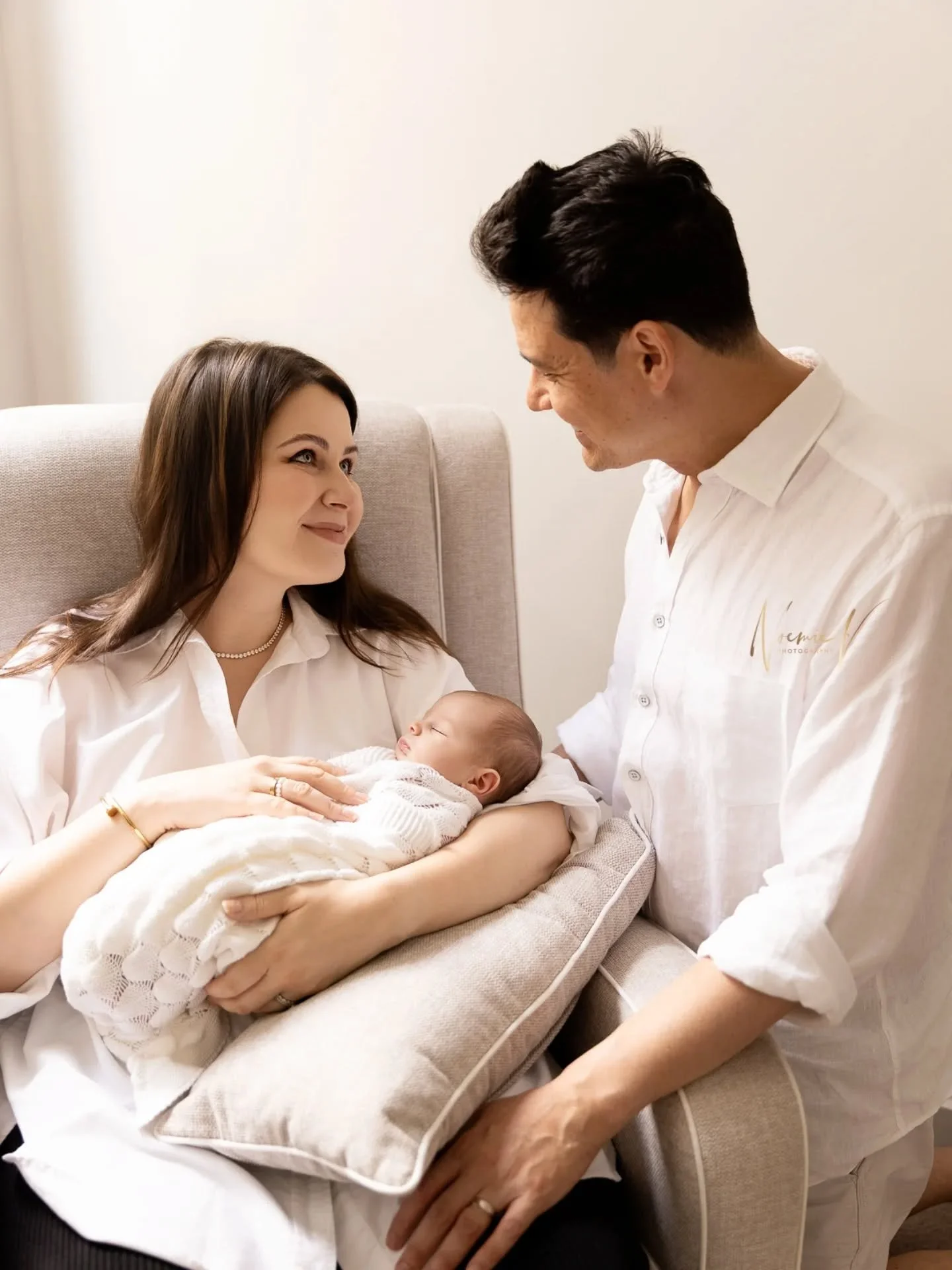 What a pleasure to meet your little one guys! I'm so happy with what we have created in the comfort of your home ❤️