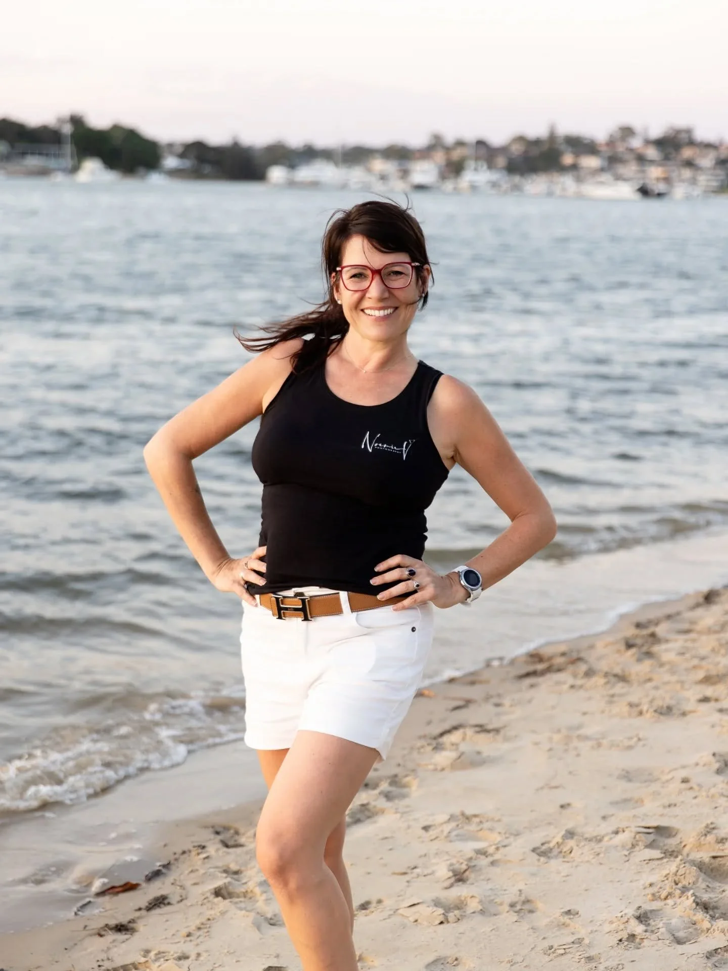 It's been a while I didn't say hi!
I have a lot of new followers, thank you for passing by!
I'm No&eacute;mie, the woman behind the camera. No&eacute;mie V photography ( V for Vonthron, my last name that is French,hard to pronounce I know, even for F