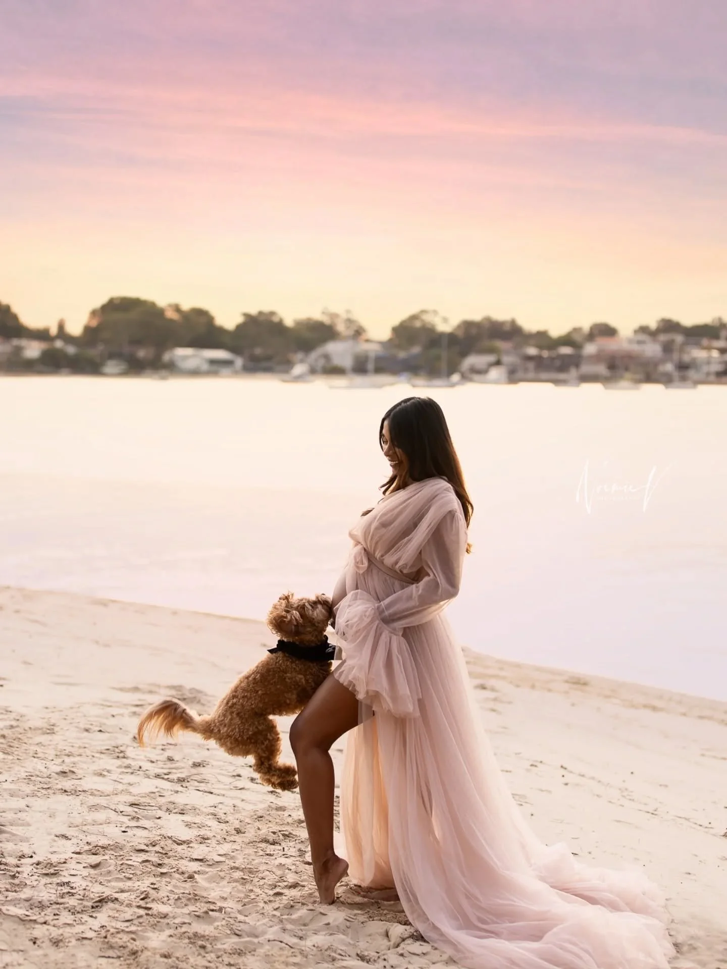 Can't wait to meet bubba 💕
Bump to baby sessions!