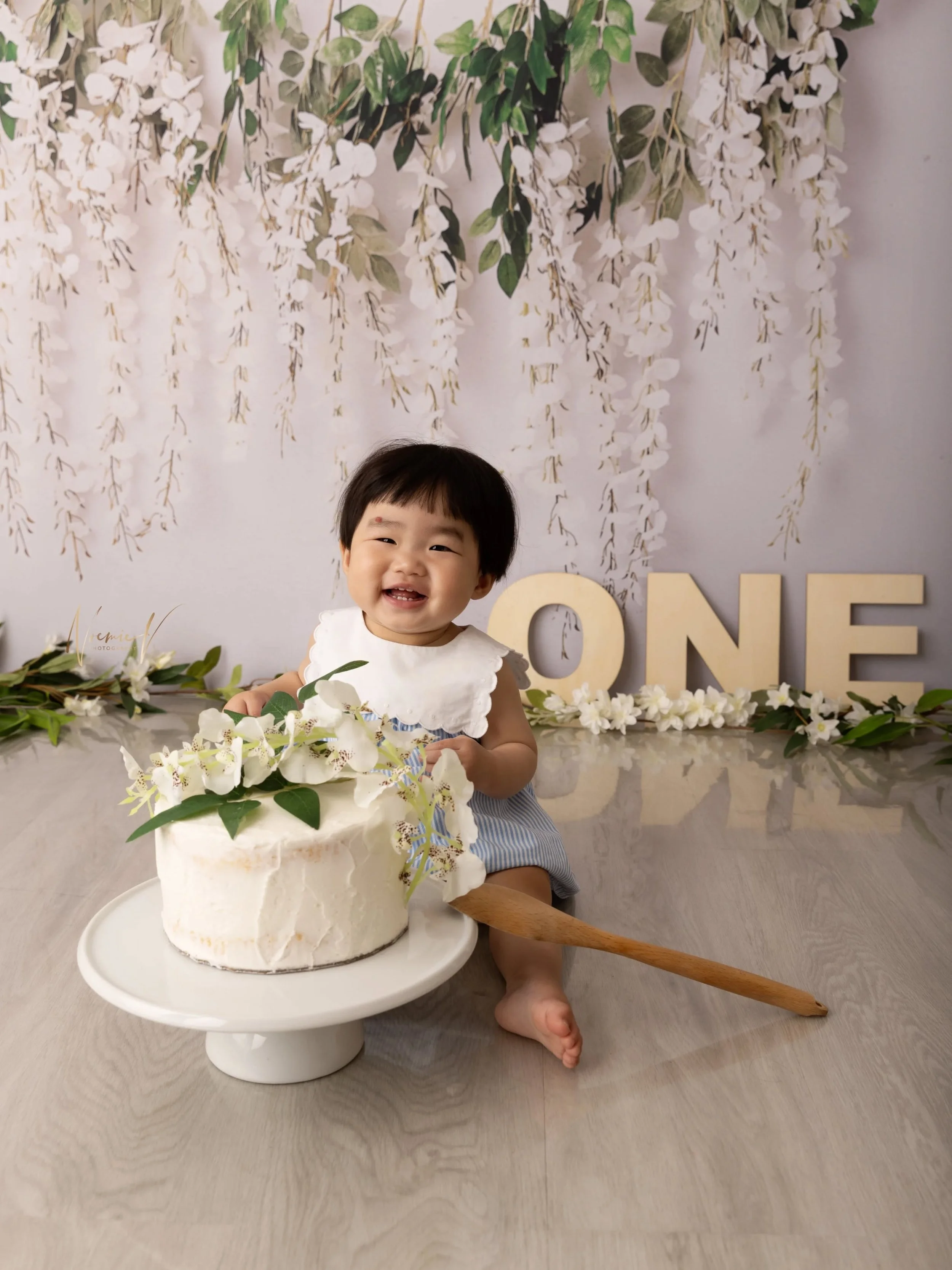 I love these so much!!! 
.
#cakesmash #sydneybabyphotographer #cakesmashsydney #noemievonthronphotography