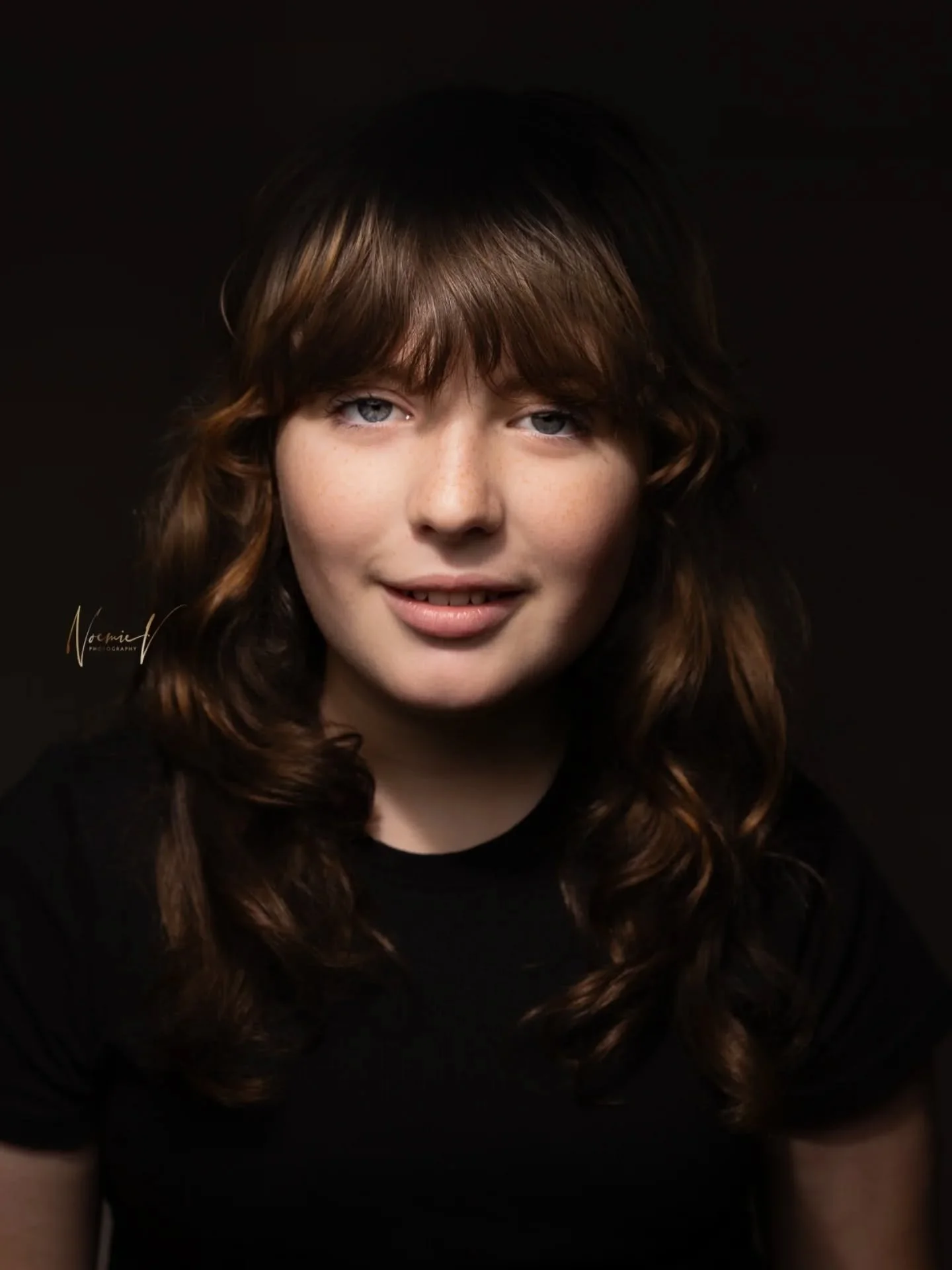 The Gorgeous Cora.
When she was 6 years old, she asked me to make her an international famous star. We're on our way Cora, believe it!! ❤️✨
Beauty headshots available in my studio. 😎