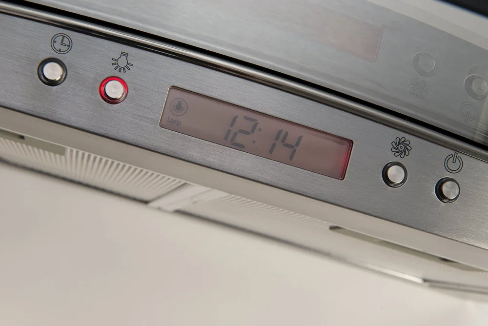 Euro 90cm Curved Glass Canopy Rangehood – EAGL90SX2 — Detail view 4