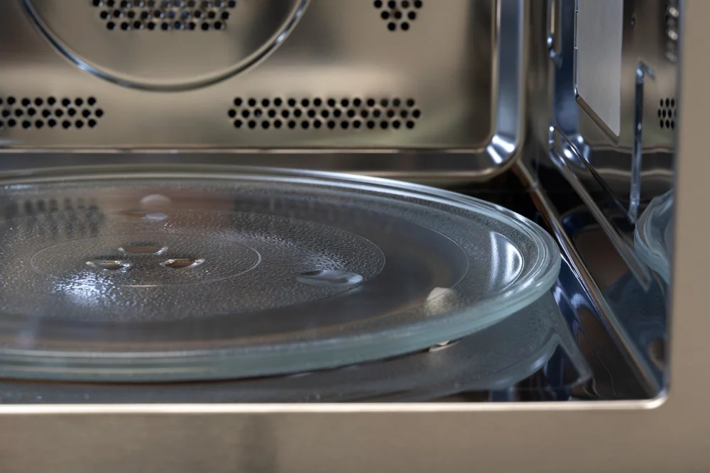 34L Built-In Convection Microwave – EMW34TBK — Detail view 5