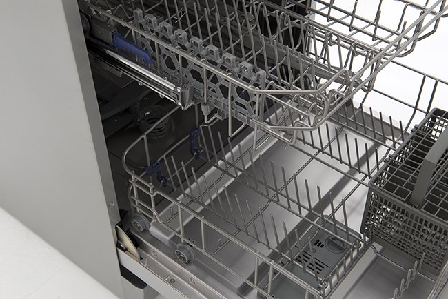 OE60D14S1 - baskets+drawers.jpg