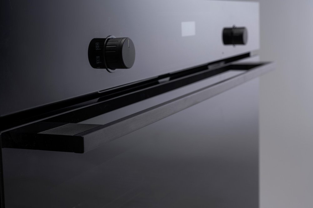 90cm Giant Electric Multifunction Oven (Black) – EO9060EMBK — Detail view 9