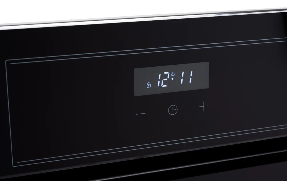 90cm Giant Electric Multifunction Oven (Black) – EO9060EMBK — Detail view 10