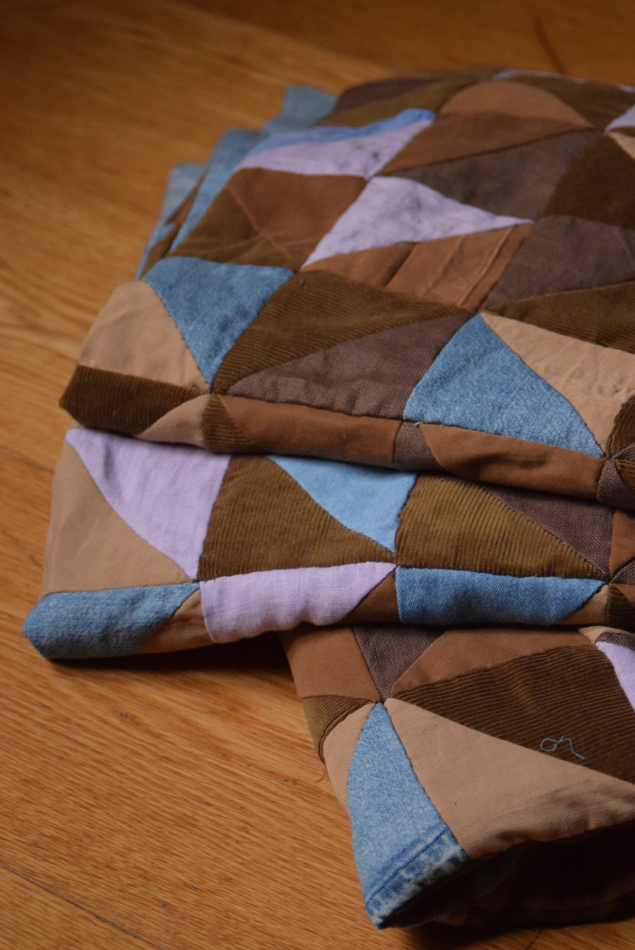 Détail du plaid en patchwork