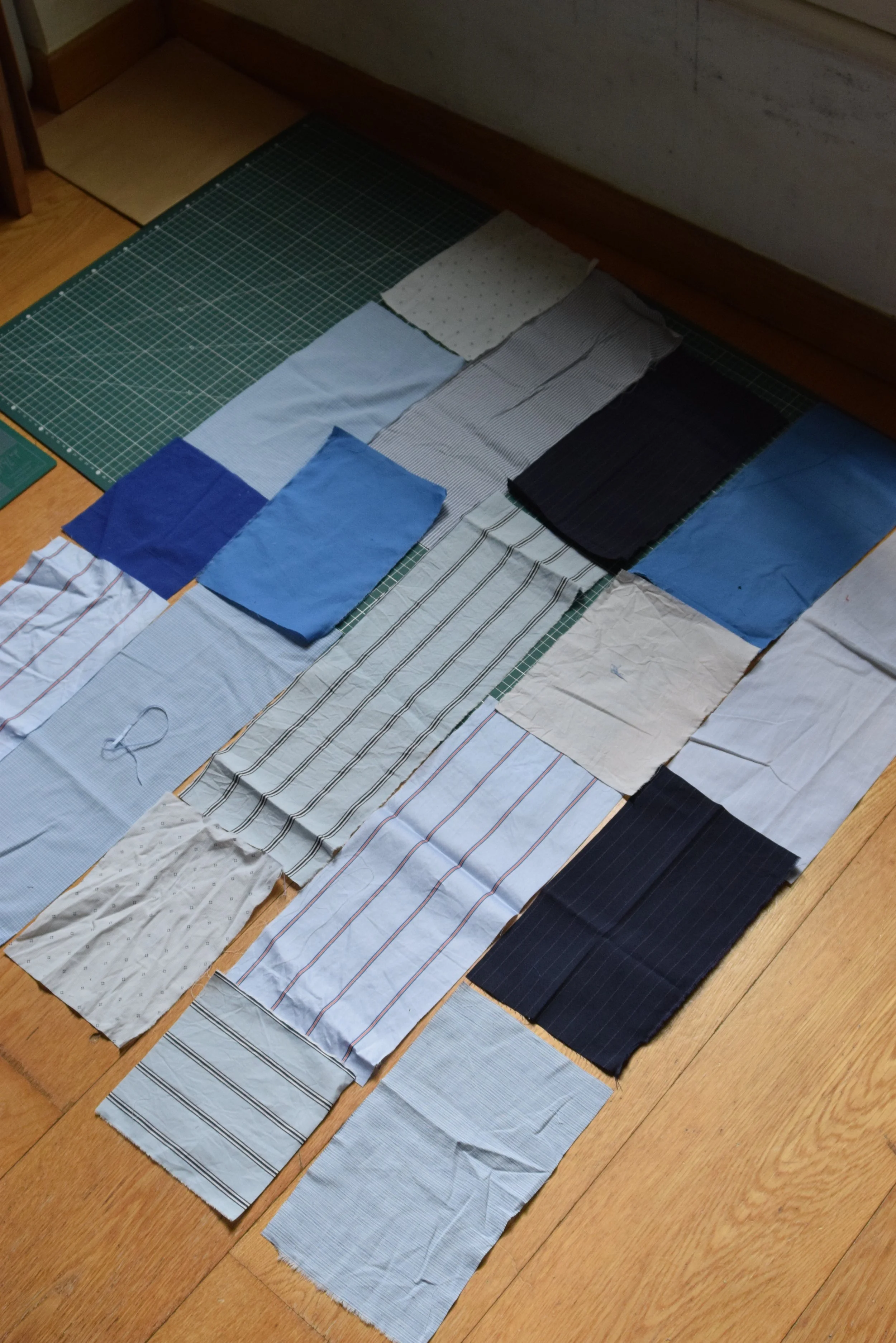 Puzzle de rectangle de tissus bleus.