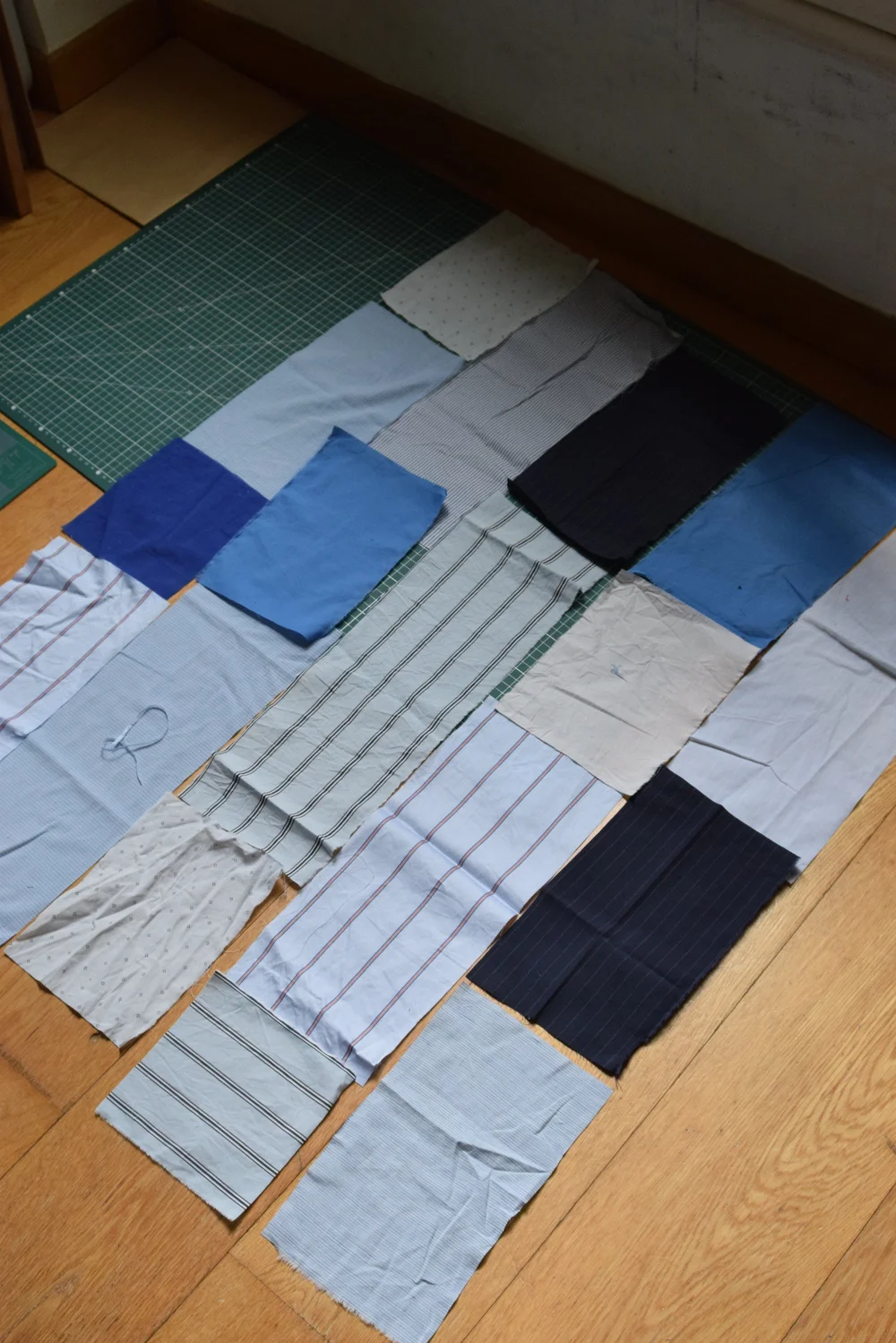 Puzzle de rectangle de tissus bleus.