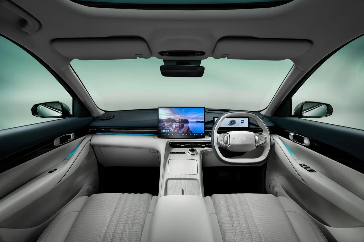 Geely EX5 Max Interior Front - Medium.jpg