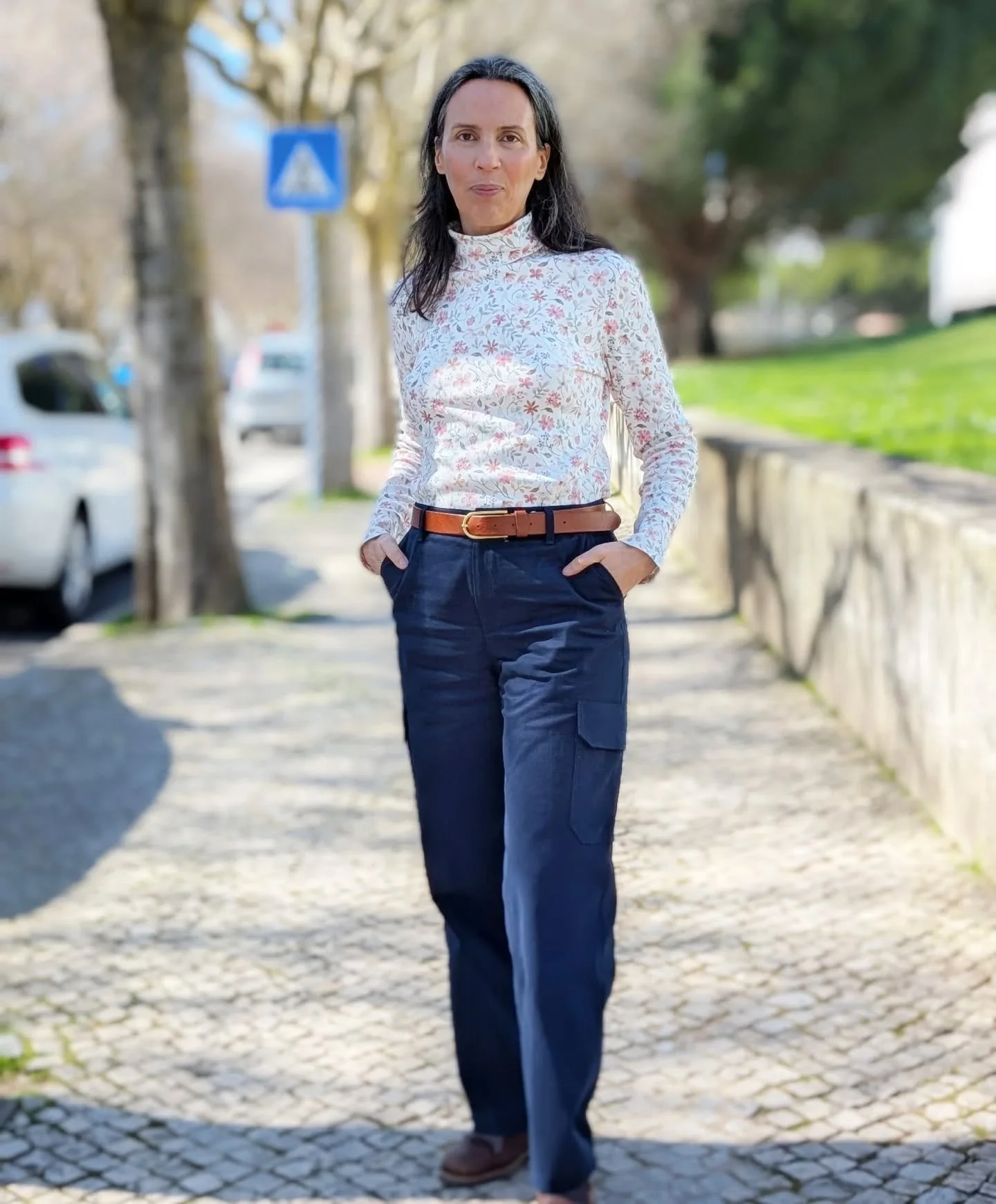 TESTER CALL for the Chloe Cargo Pants for women.👖🪡

The design is fitted through the hips and relaxed at the legs, waistband at the natural waist.
Sizes 34 to 56 European.

Apply through the link in bio.☝️
.
.
Estou &agrave; procura de testadoras p