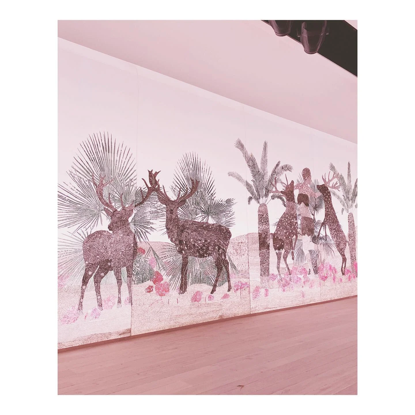 Sublime broderie de l&rsquo;artiste Marta Roberti
#dior #paris #musee