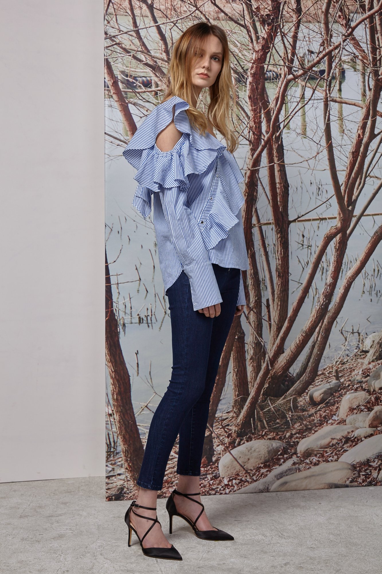 ETAM022313010.jpg