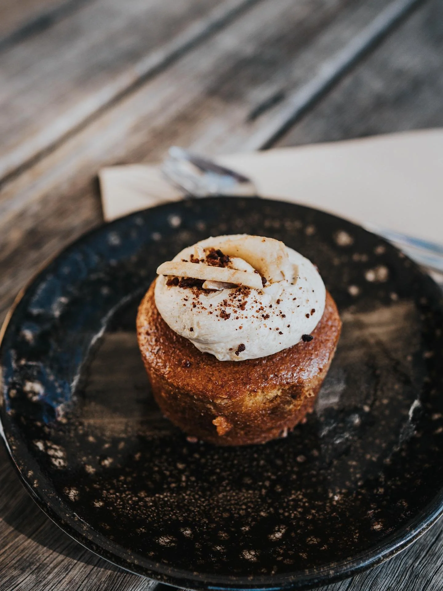 who doesn&rsquo;t love a sweet treat? &bull; the banana and honeycomb muffin