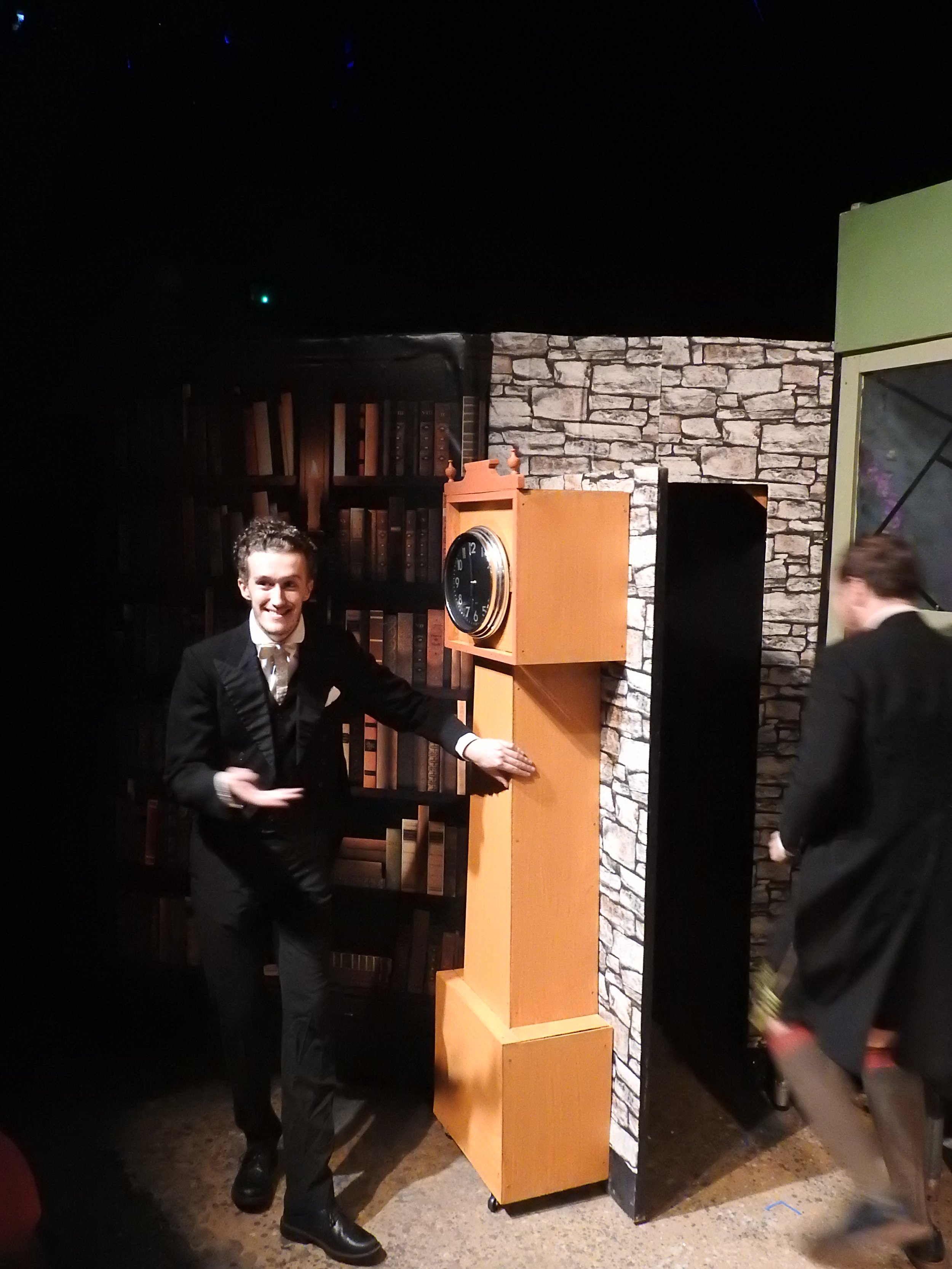 MURDER WITH GHOSTS NORTH LONDON THEATRE00117.jpg