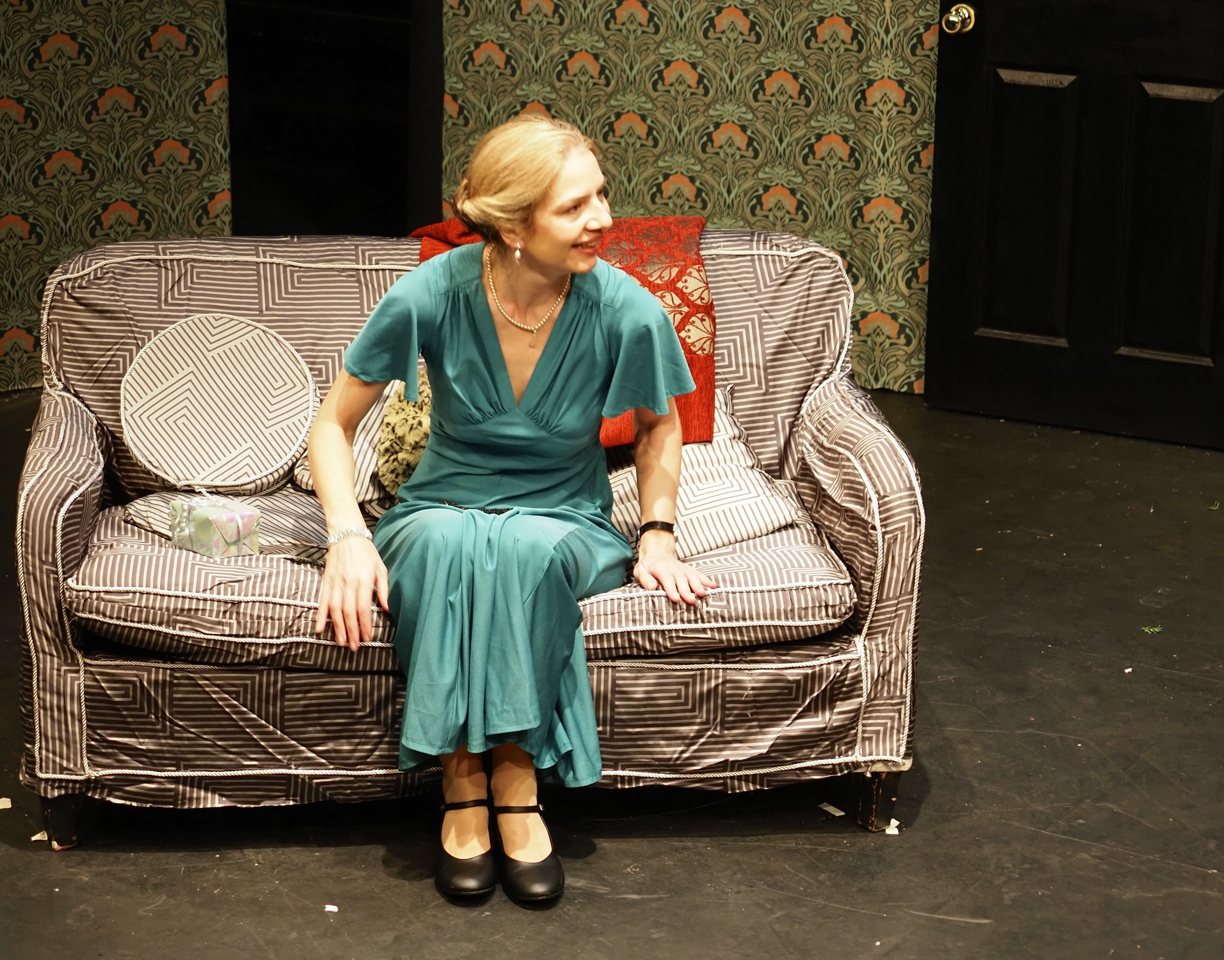 BEST LONDON AMATUER DRAMATICS00009.jpg