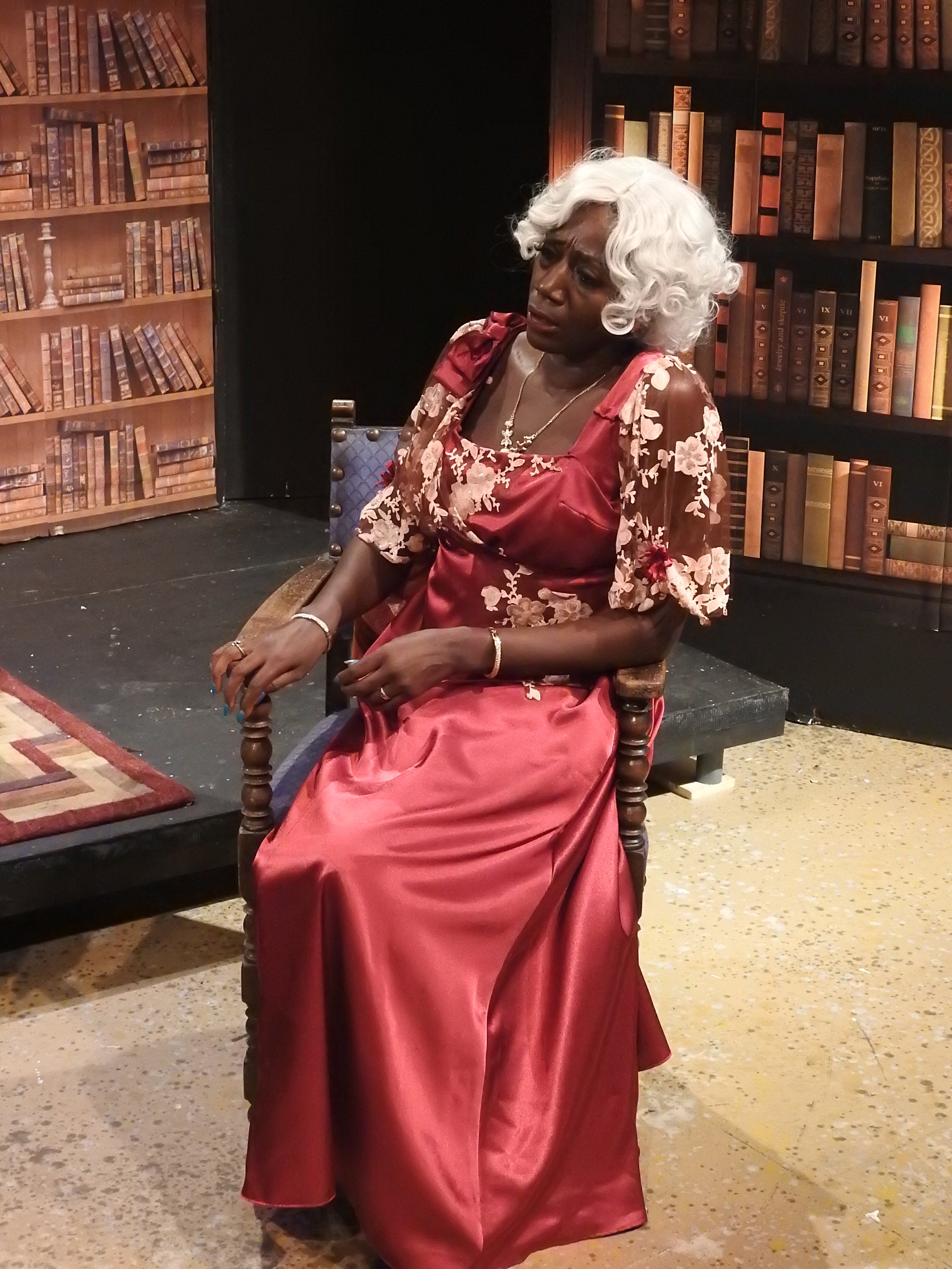 MURDER WITH GHOSTS NORTH LONDON THEATRE00137.jpg