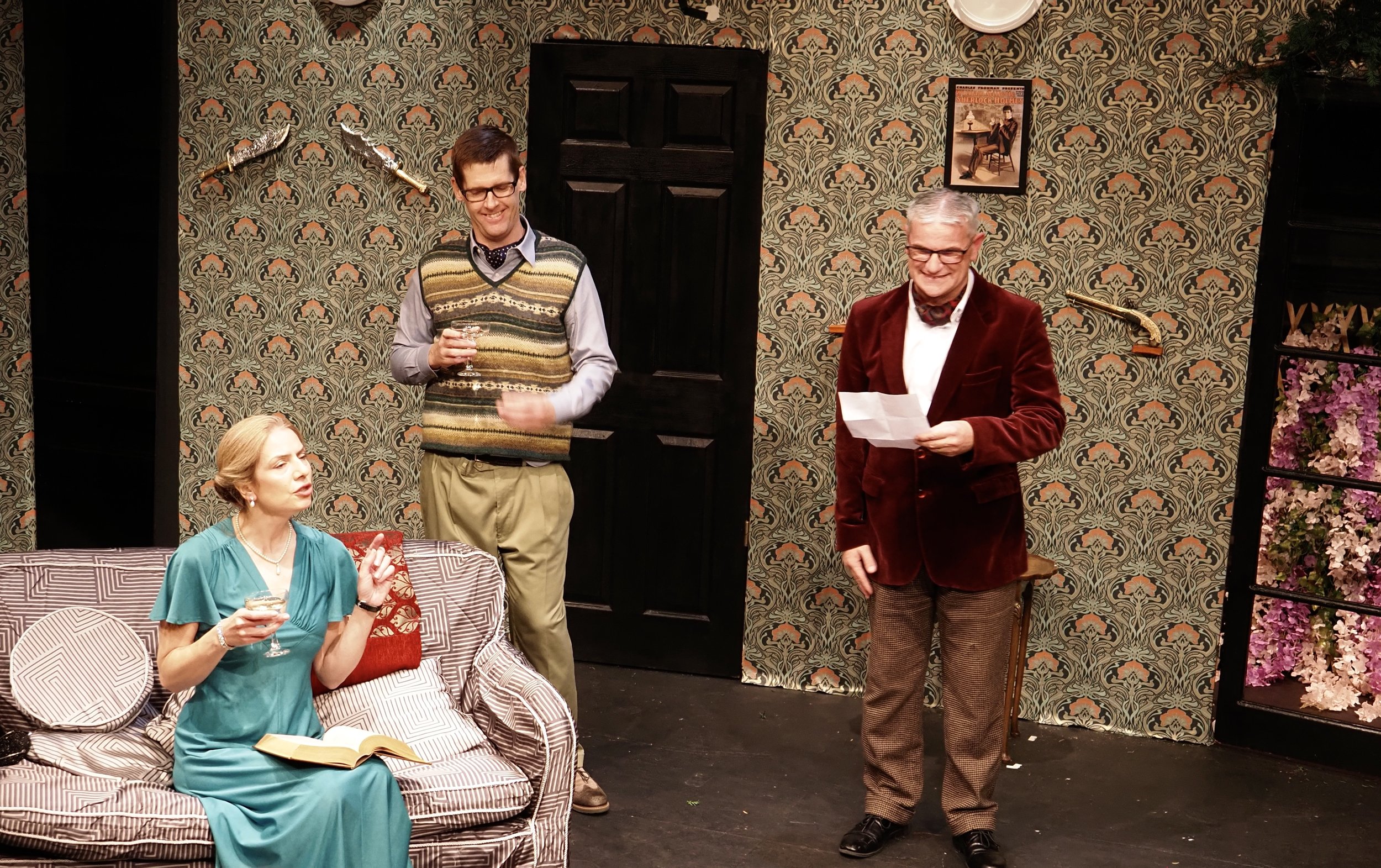 BEST LONDON AMATUER DRAMATICS00023.jpg