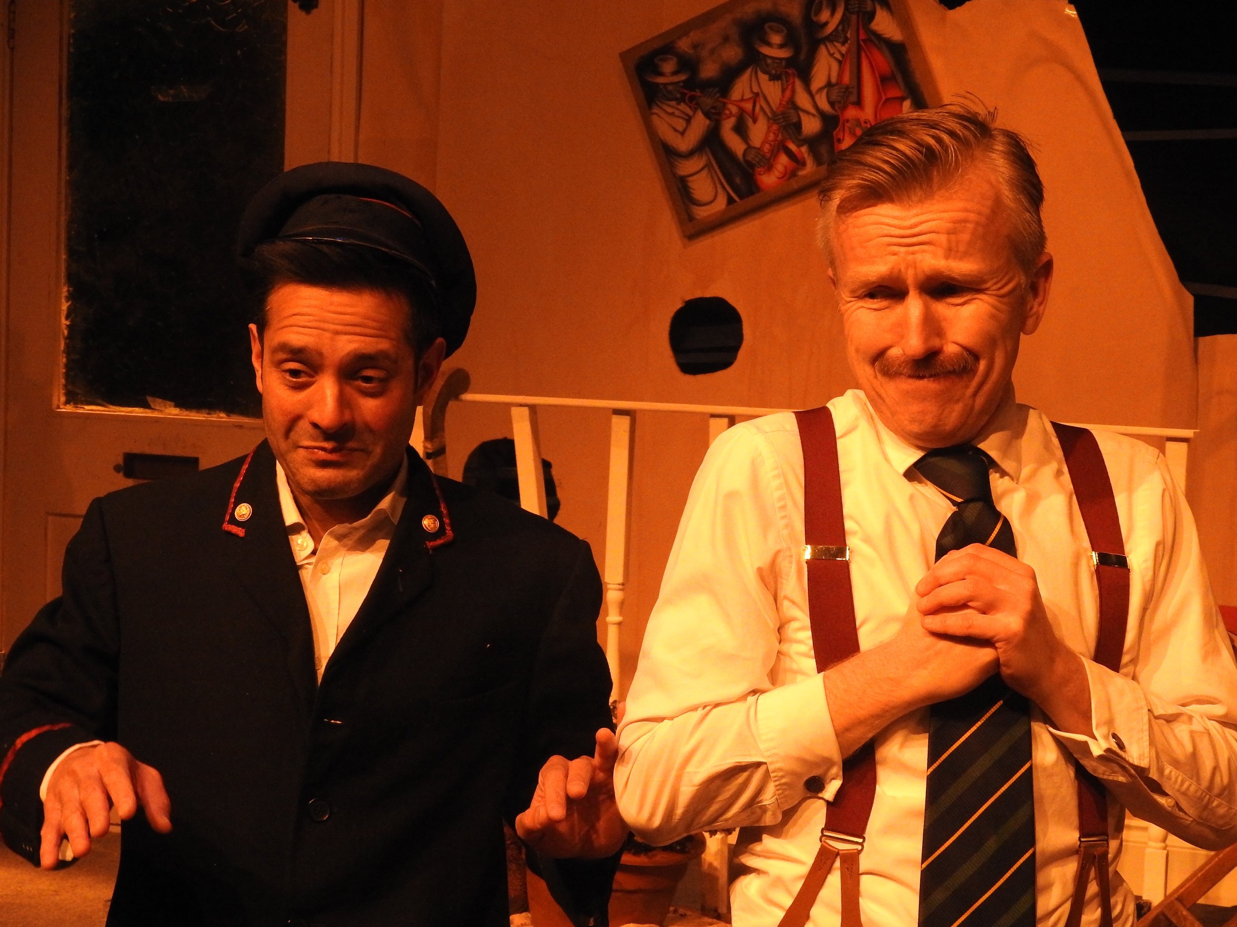 FUN LONDON AMATEUR DRAMATICS00129.jpg