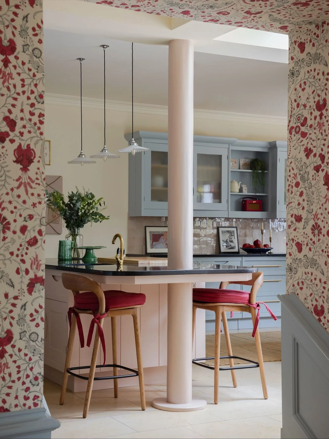 From the garden room through to the kitchen in our Barnes project&hellip;

We wanted the joy and personality of the garden room to flow naturally into this more functional space. The clients were happy to keep their existing units, so we redecorated 