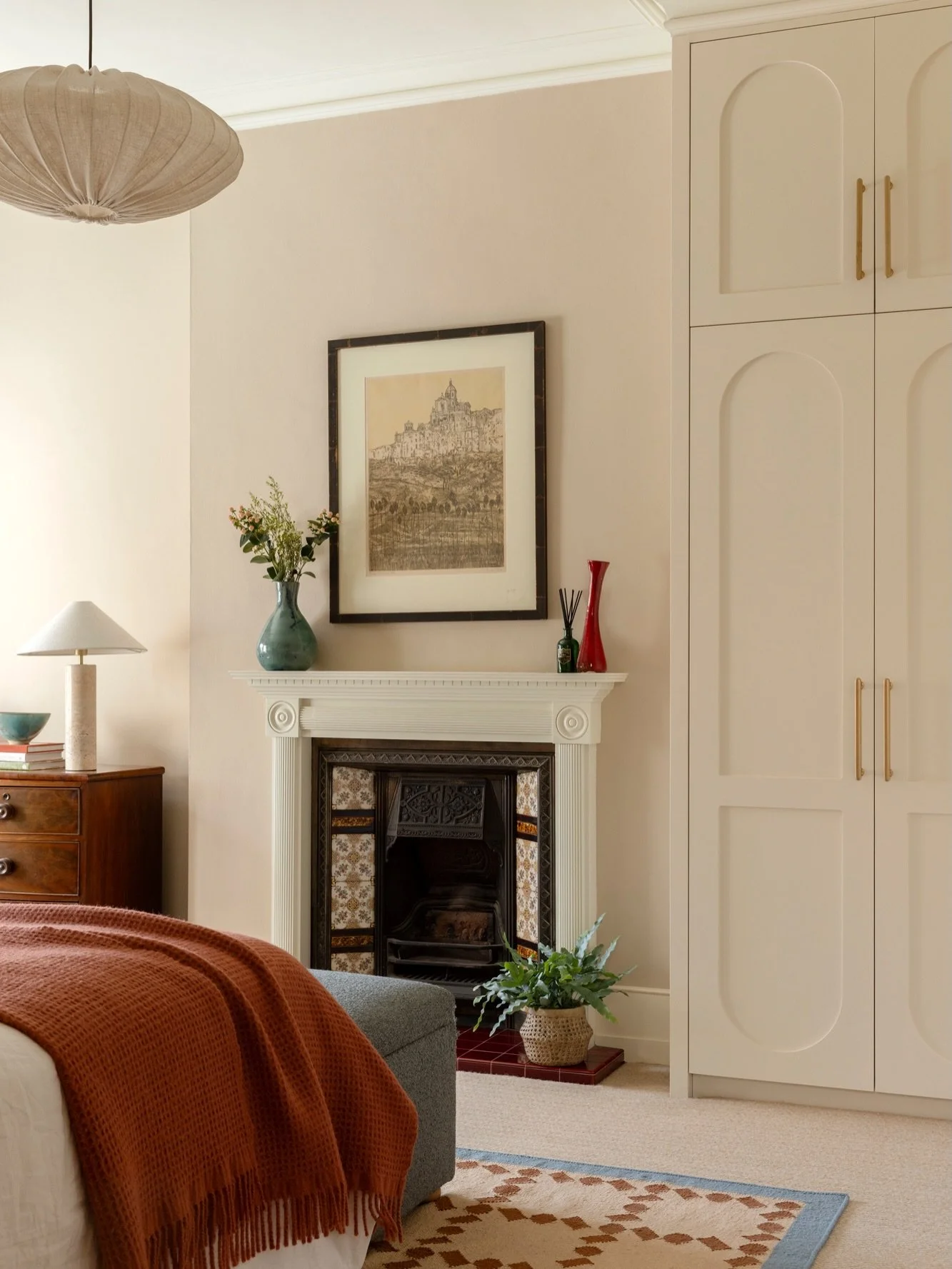 A little calm in our Chiswick project&hellip;

For the main bedroom, we wanted to create a restful, serene space, with plenty of practical storage that didn&rsquo;t compromise on the overall feel of the room.

The bespoke wardrobes provide generous s