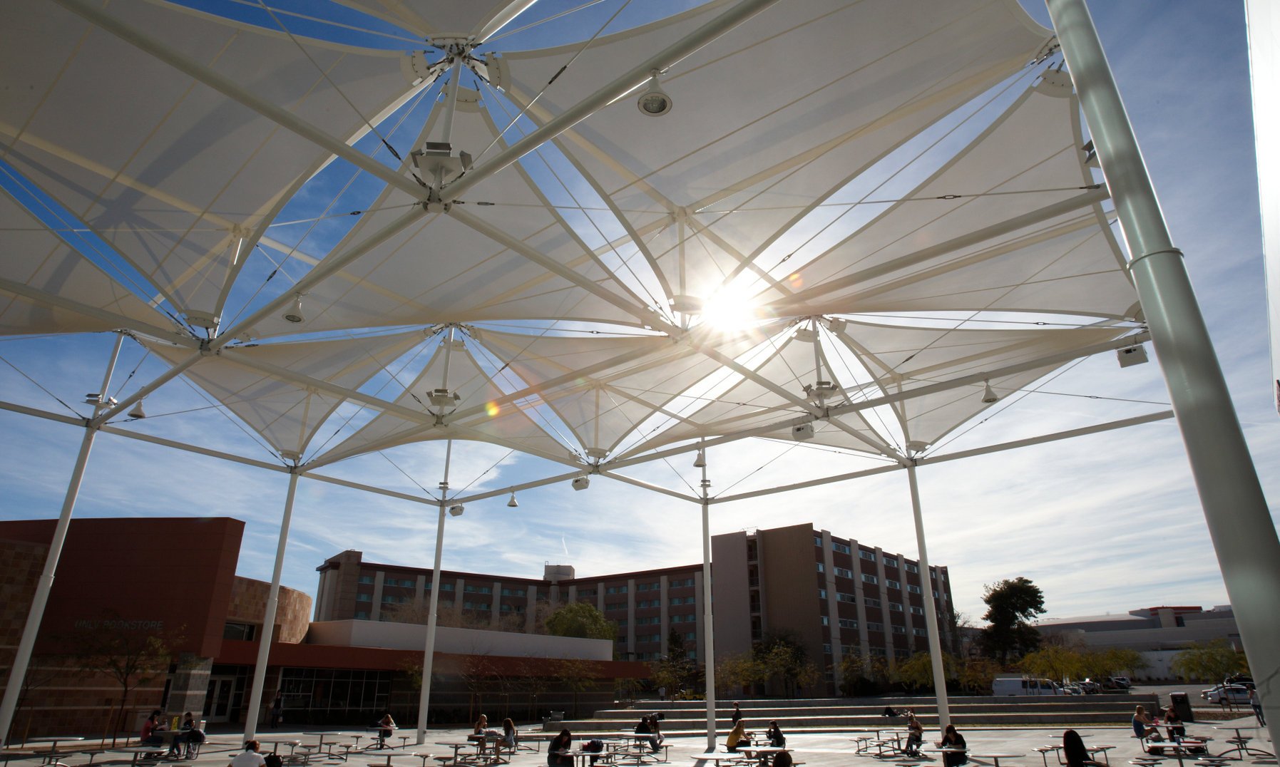 unlv-4.jpg