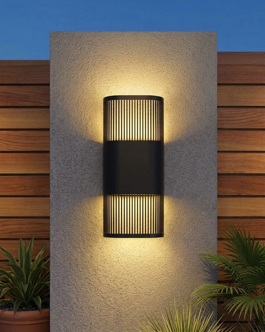 Rialto LED Outdoor Wall Light