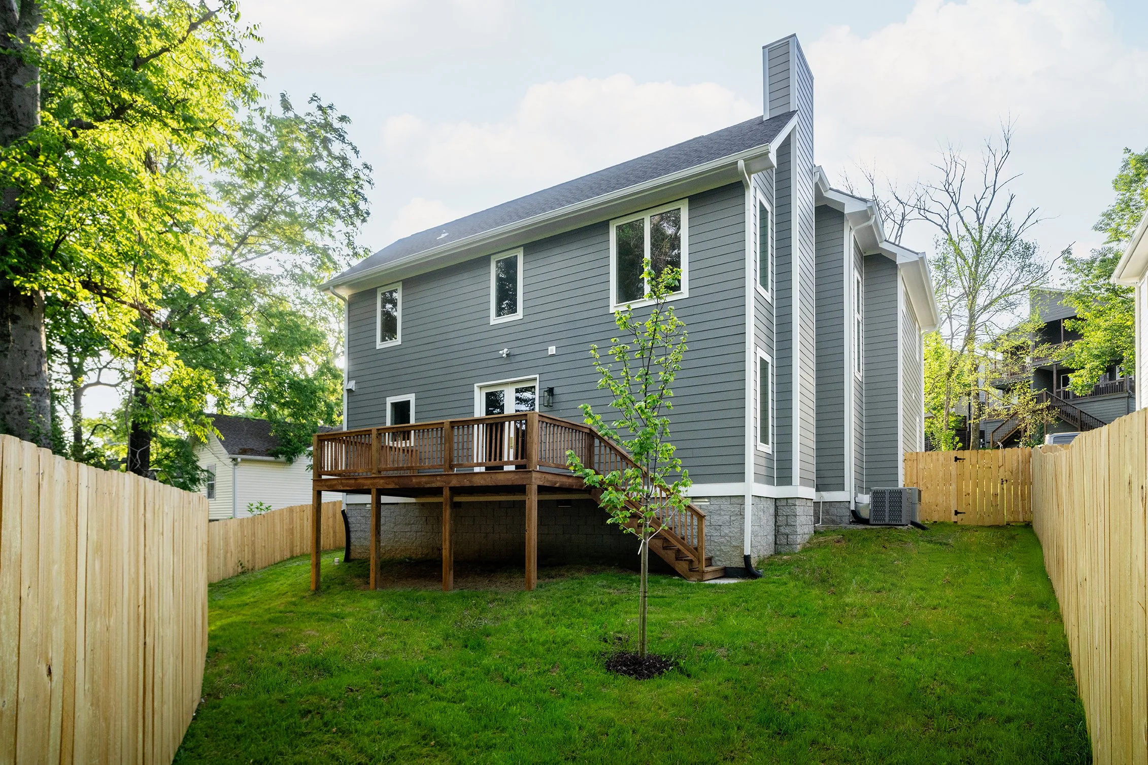 2403-stivers-st-backyard-nashville
