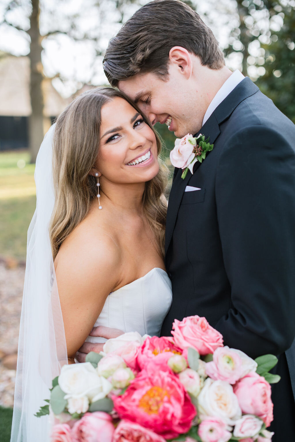 Two years down, forever to go, Haley &amp; Haden, shining aglow. Together they stand, stronger each day, a love like theirs, here to stay.
ㅤ
❤️Caterer: @tcpcatering
❤️Bar:  @twistedspiritsbeverages
❤️Florist: @petals_couture
Photographer: @mattandjul