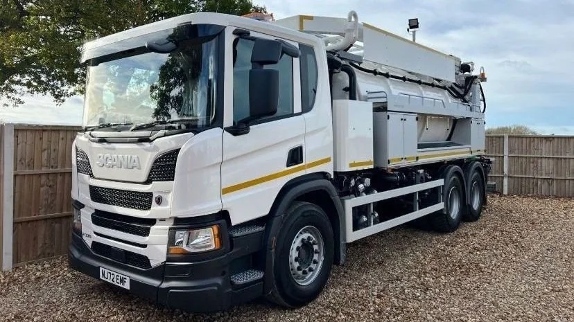 WhatsApp Image 2023-06-13 at 11.45.07.jpg