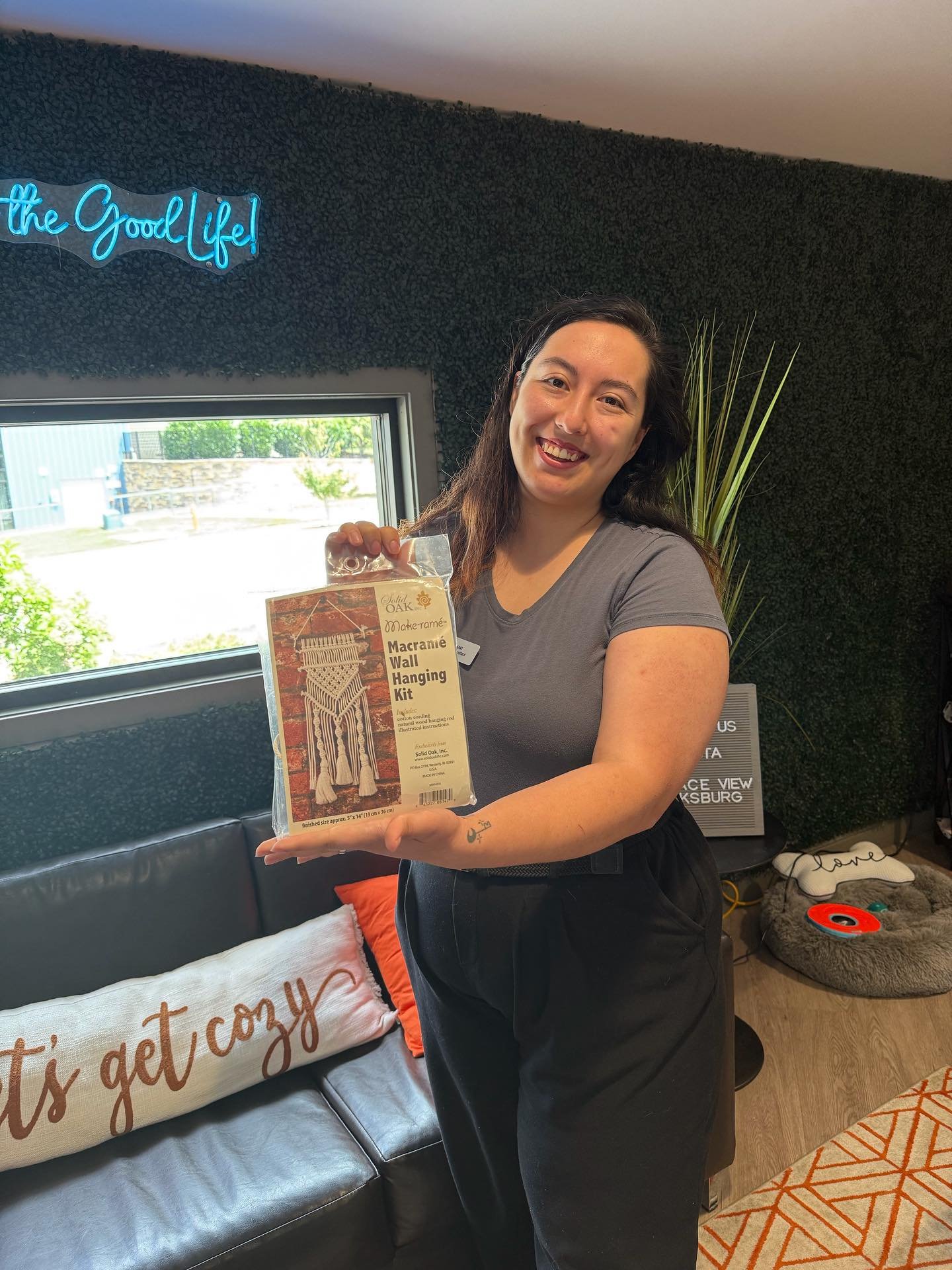 It&rsquo;s Macrame time!!🥳 Come by the Terrace View Office to make your next room decoration!

#macram&eacute; #d&eacute;cor #crafts