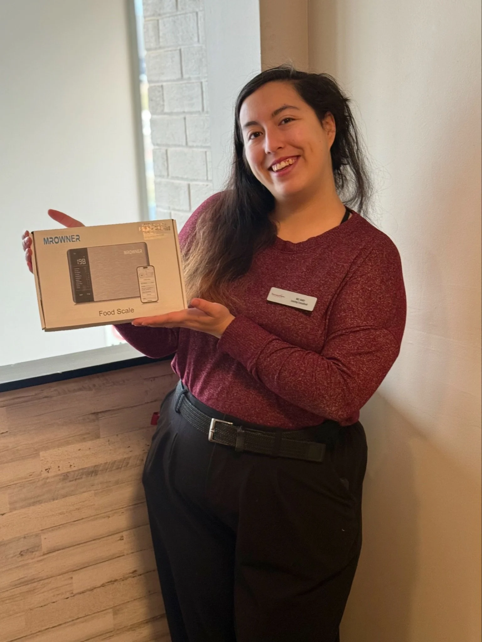 If you have been following us, you already know what day it is&hellip; ITS WIN IT WEDNESDAY🥁🥁🥁 This week we are giving away a brand new food scale, perfect for anyone who&rsquo;s new year resolution is setting nutritional goals, working towards we