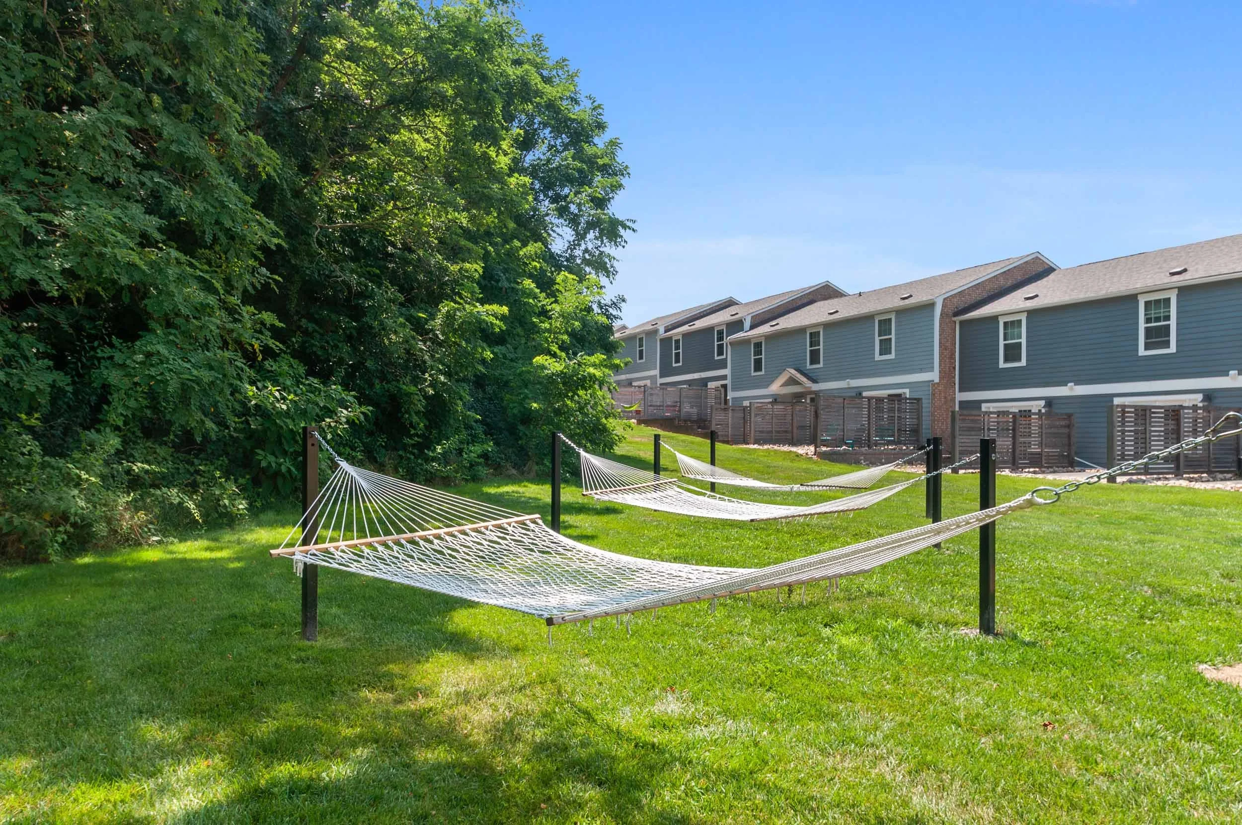 Photos Blacksburg Apartments near VA Tech — Terrace View