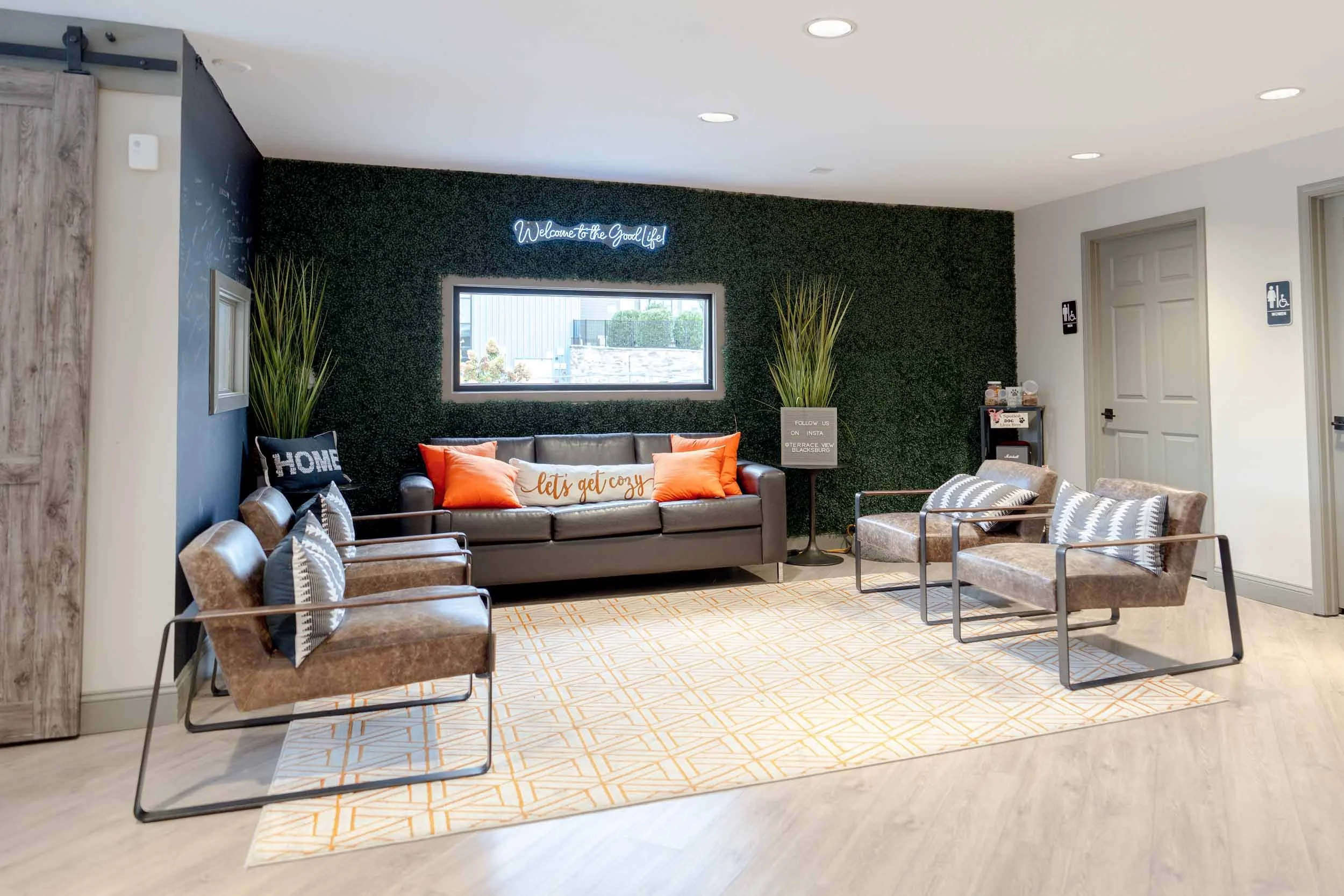 Terrace View | Off-Campus Apartments in Blacksburg, VA | Resident Lounge