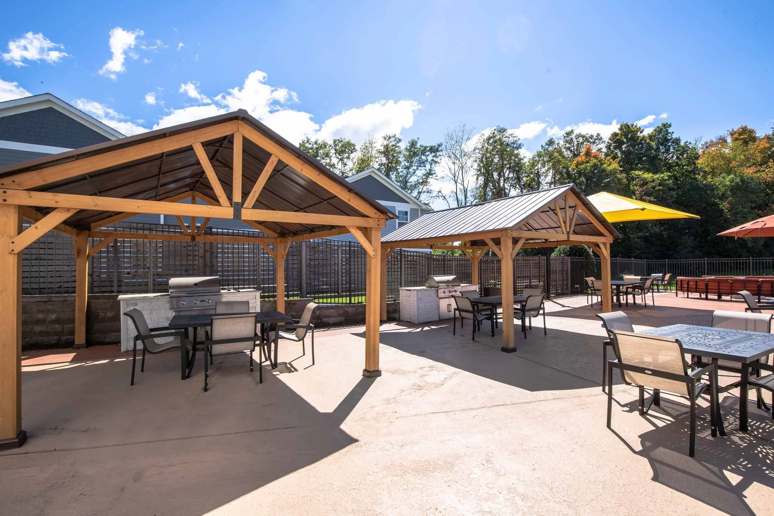 Photos Blacksburg Apartments near VA Tech — Terrace View