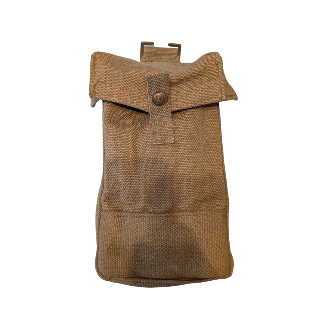 WWII Bren Gun Pouch.png