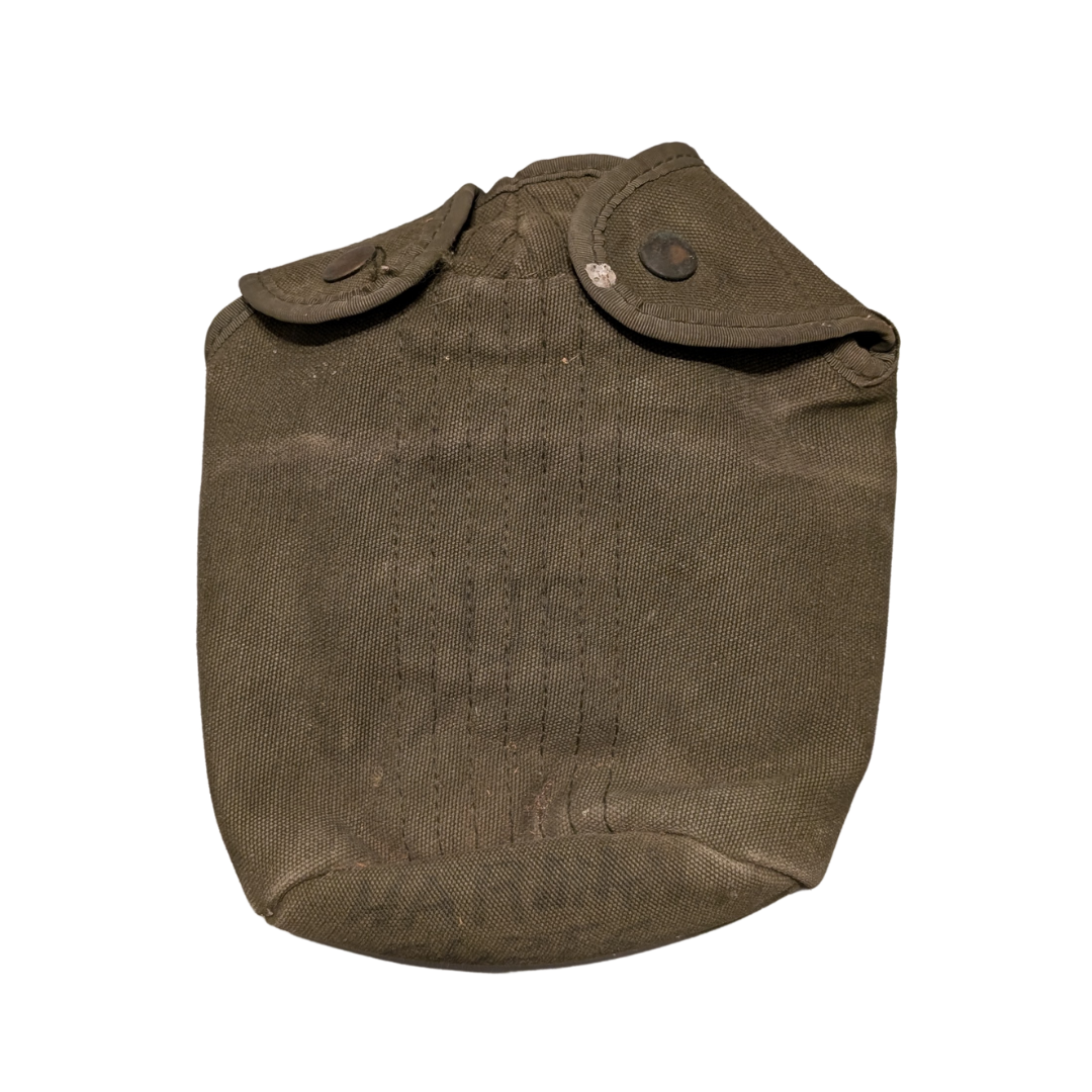 M1956 Canteen Pouch.png