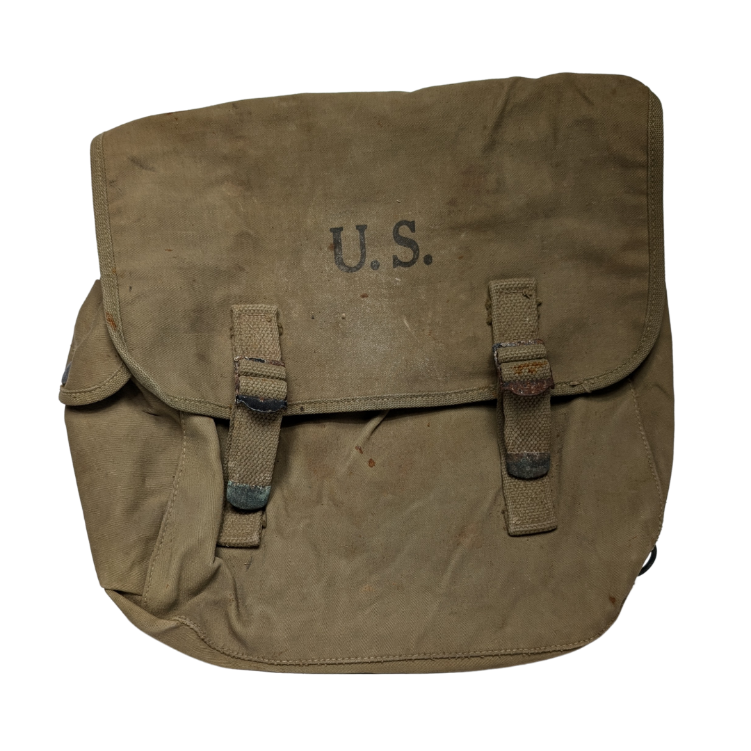 M1936 Musette Bag 3.png