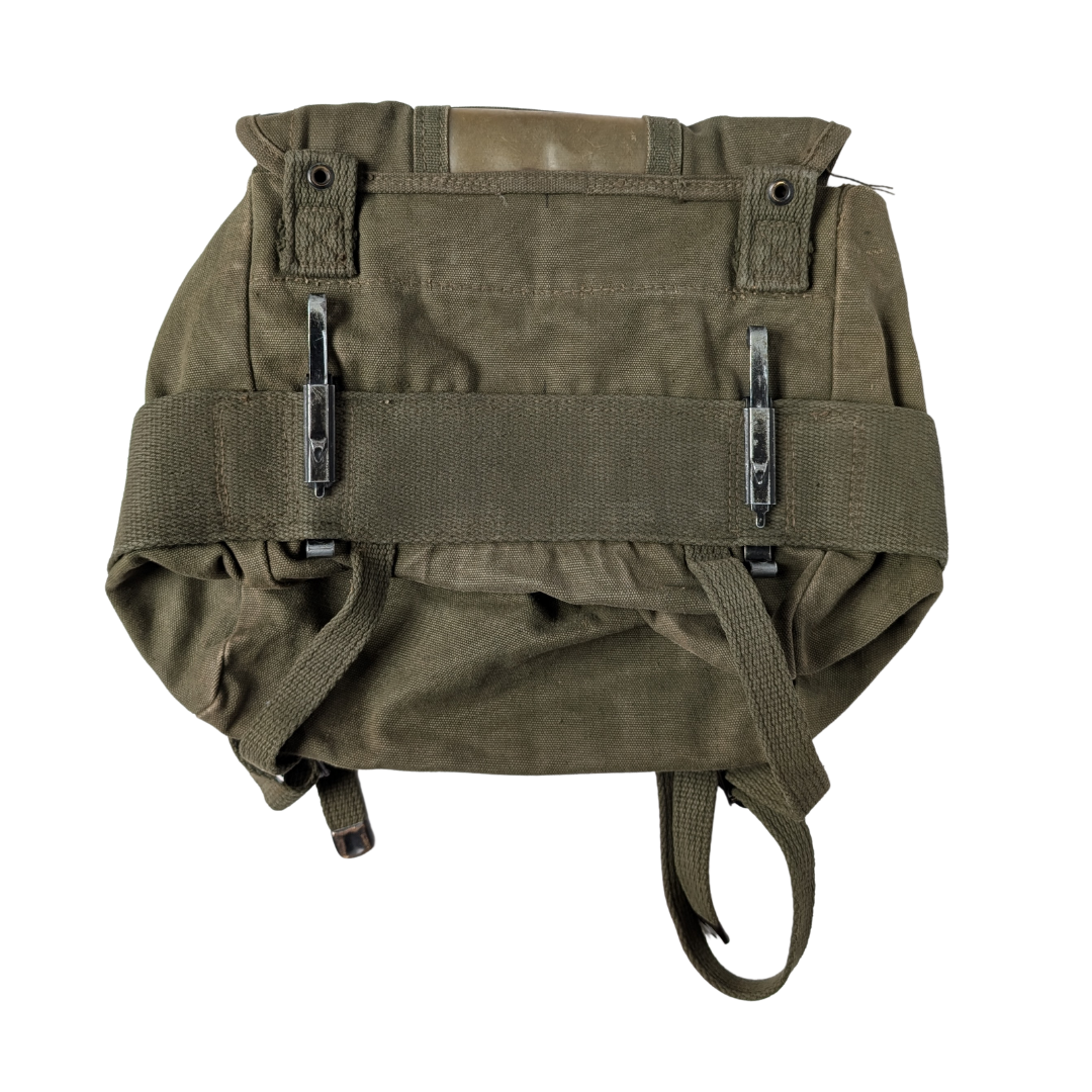 M1956 Buttpack 1.png
