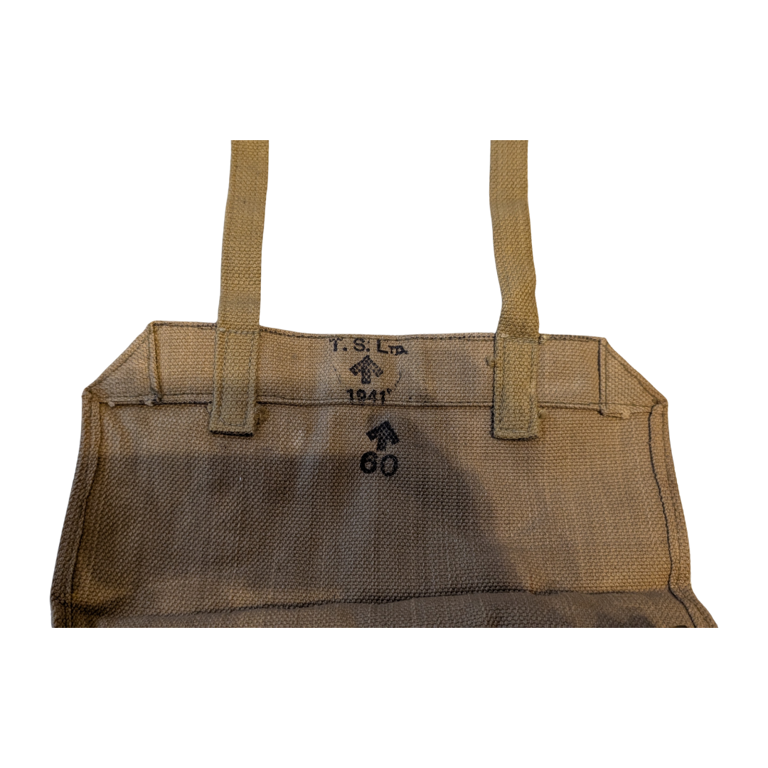 WWII British 1937 Pattern Small Pack 7.png