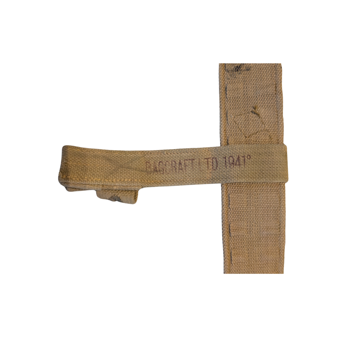 1937 Pattern Waistbelt and Bayonet Frog 2.png