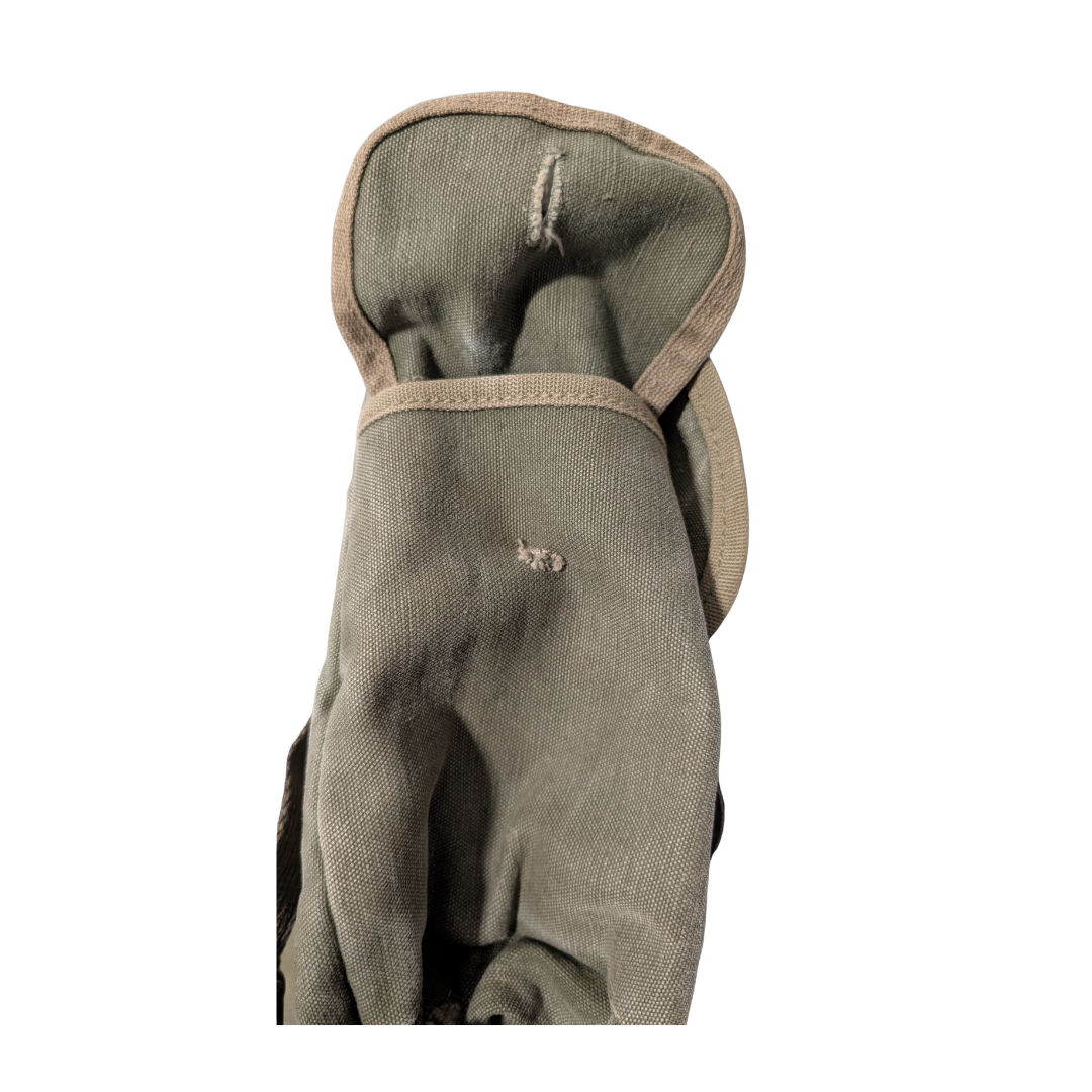 Original U.S. WWII M1936 Musette Bag Pocket.png