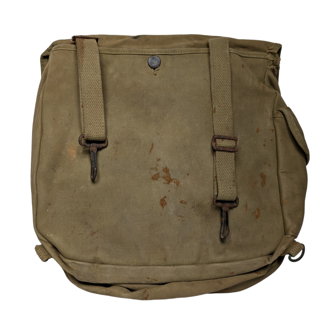 M1936 Musette Bag.png