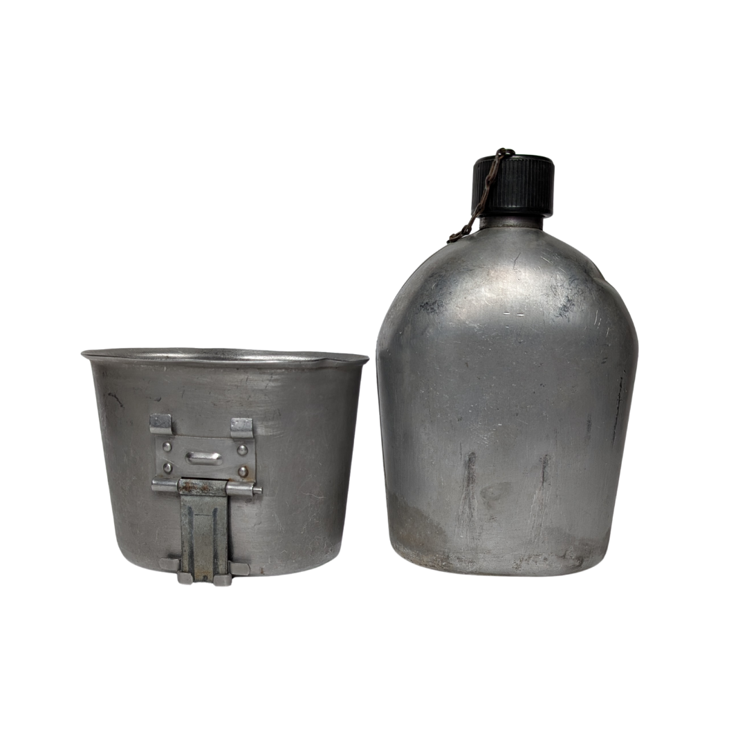 Korean War Canteen & Cover 4.png