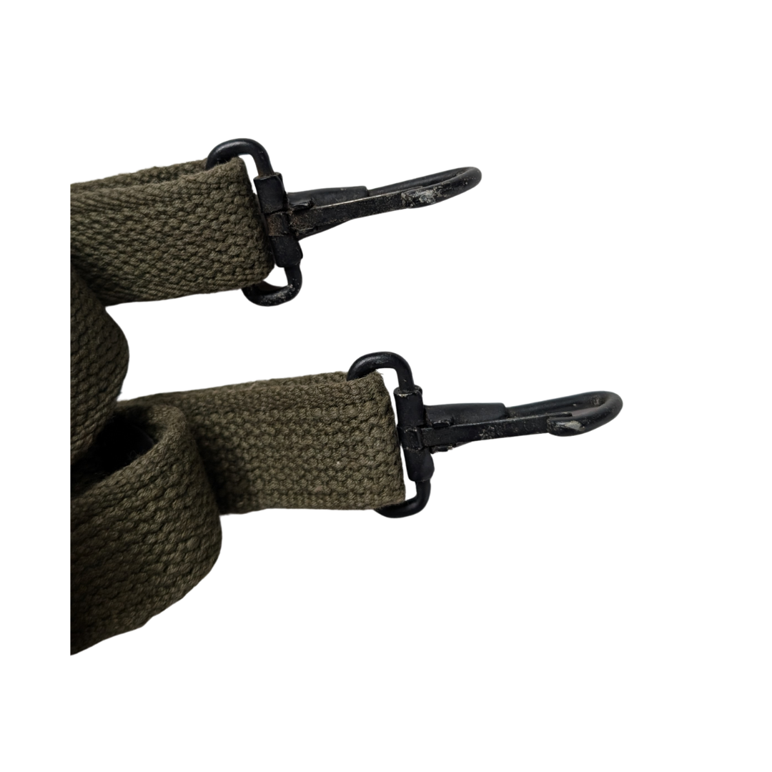 M1945 Suspenders 2.png