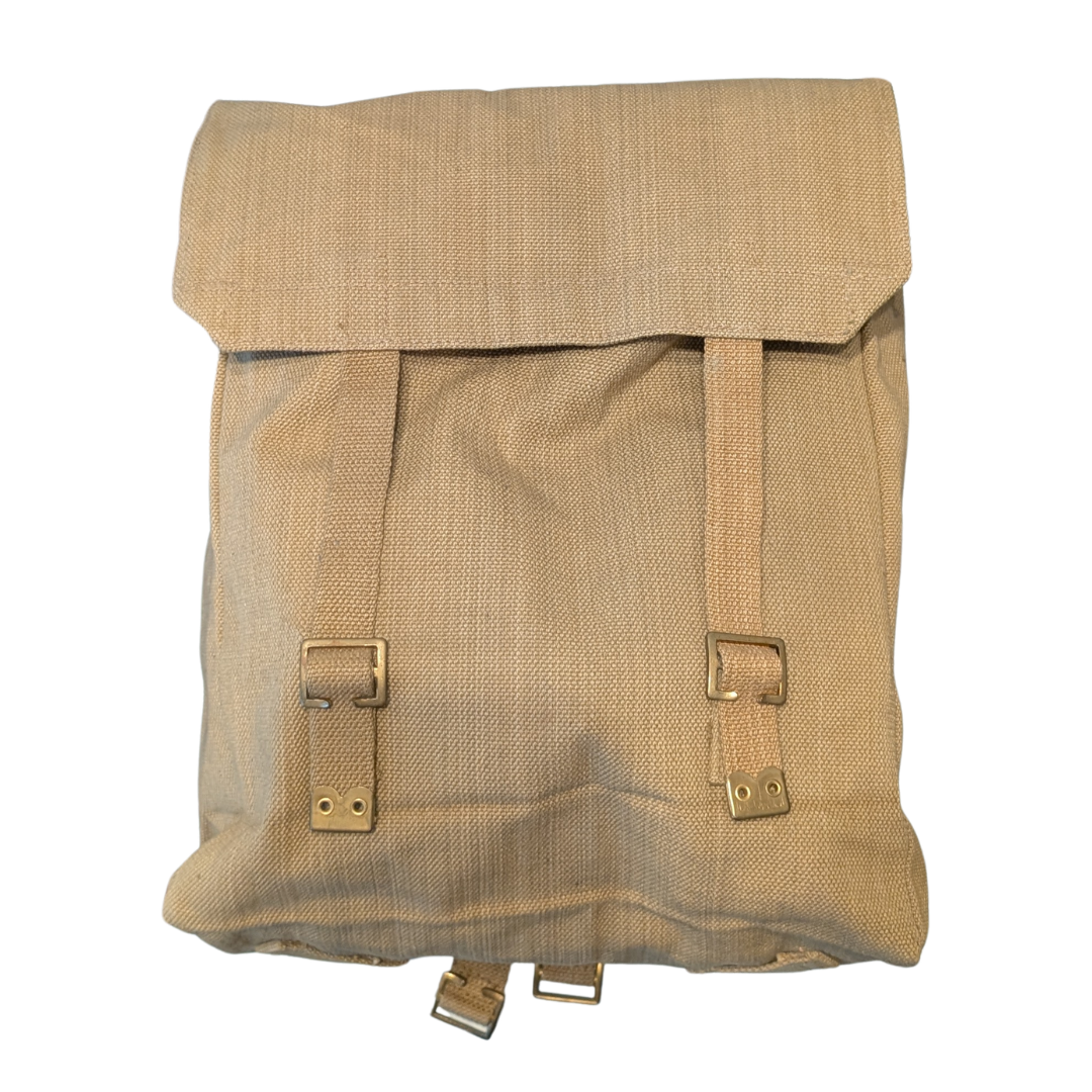 British 1937 Pattern Large Pack.png