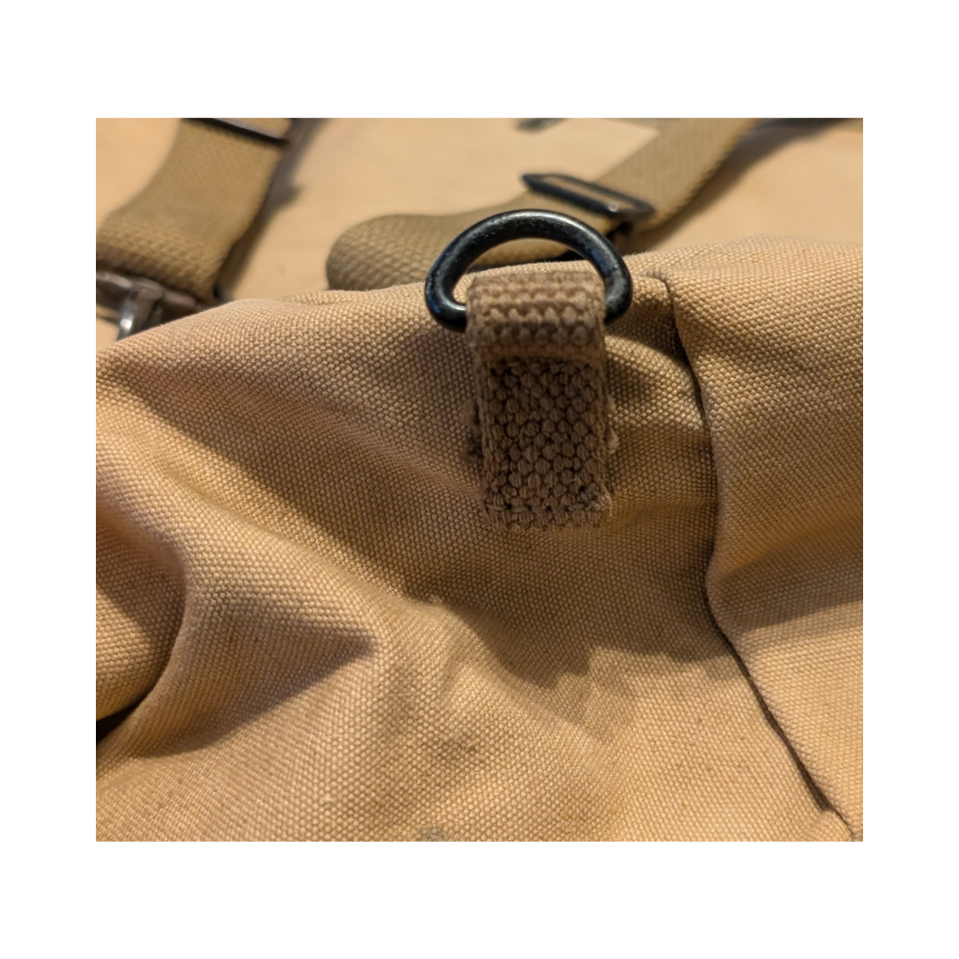 WWII M1936 Musette Bag 8.png