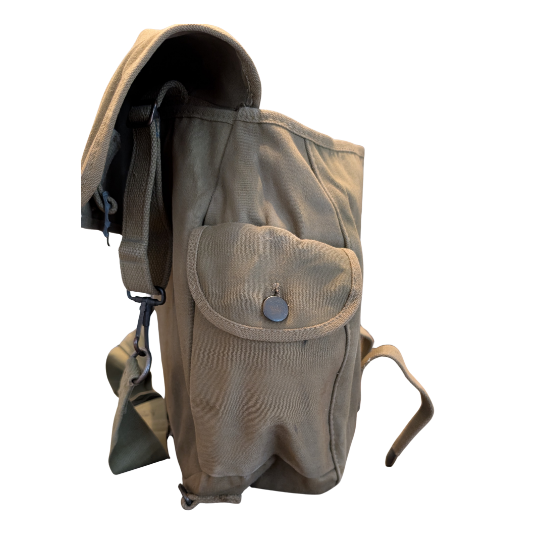 M1936 Musette Bag 3.png