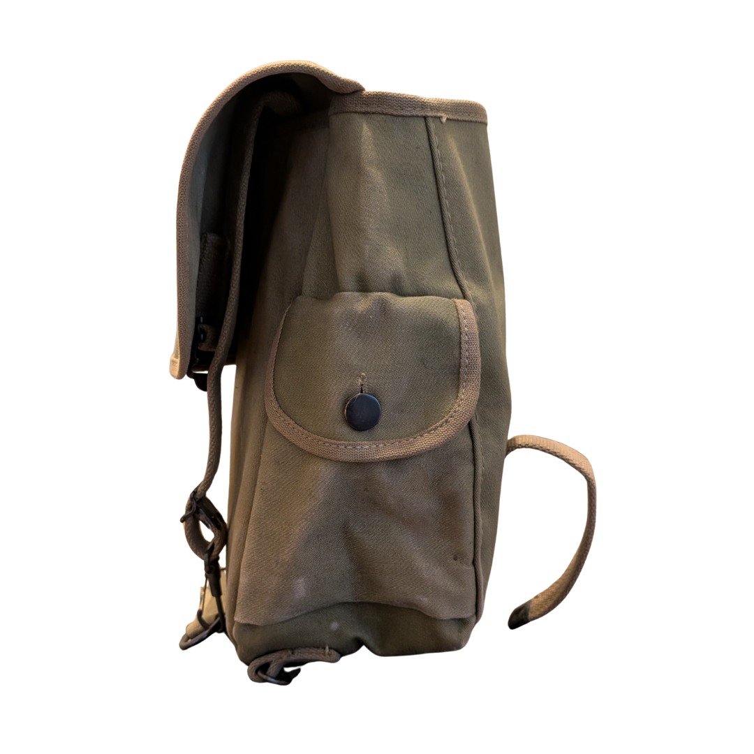 WWII M1936 Musette Bag 6.png