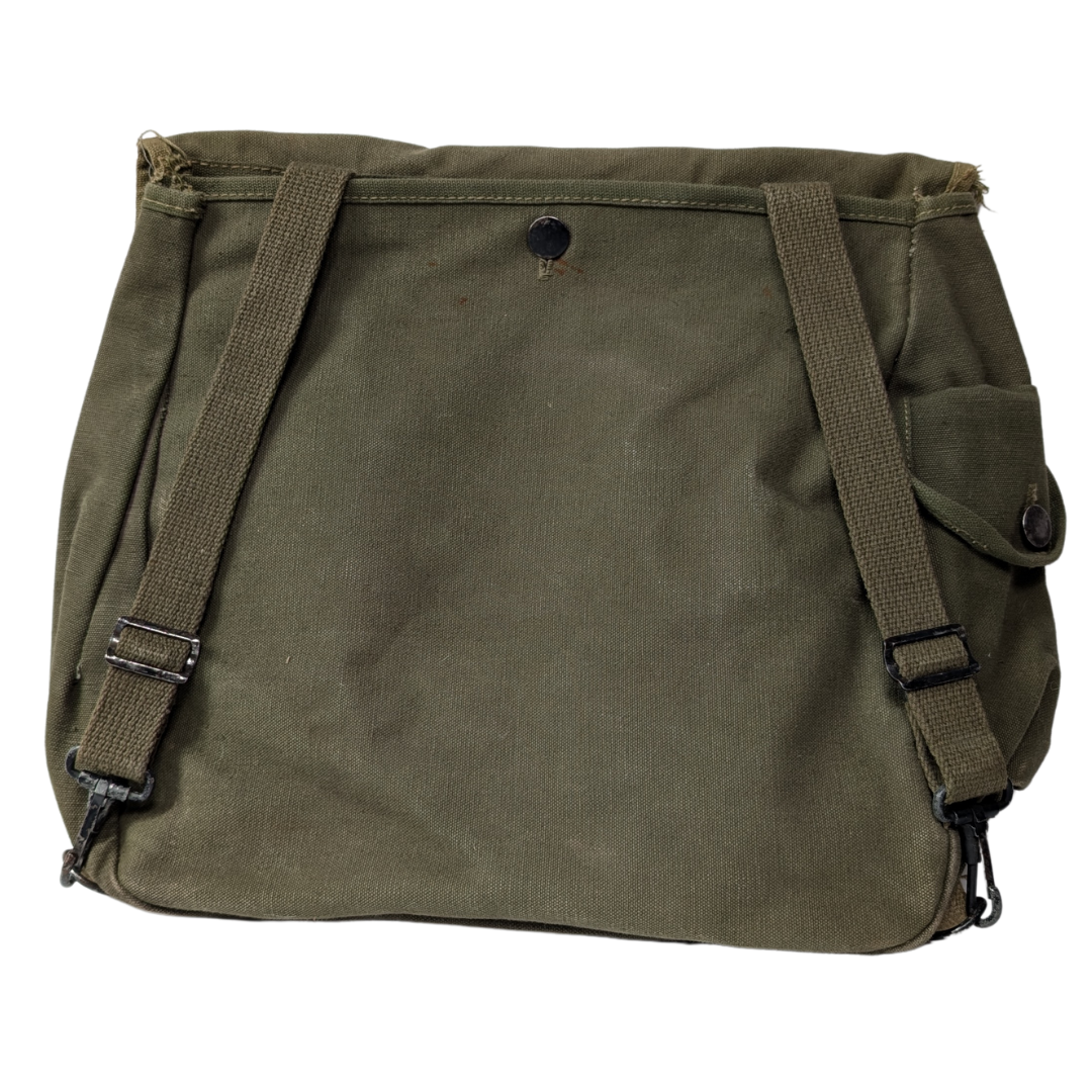 M1936 Musette Bag 1.png